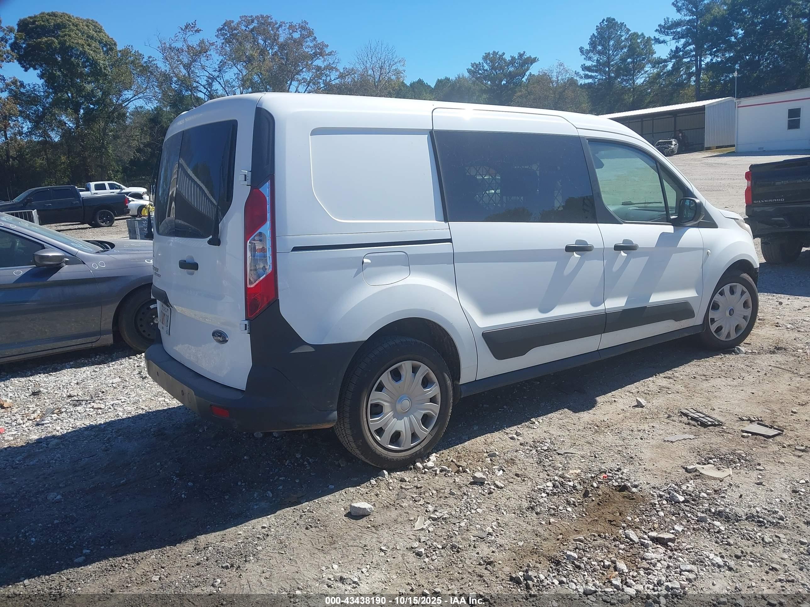 FORD TRANSIT image 4