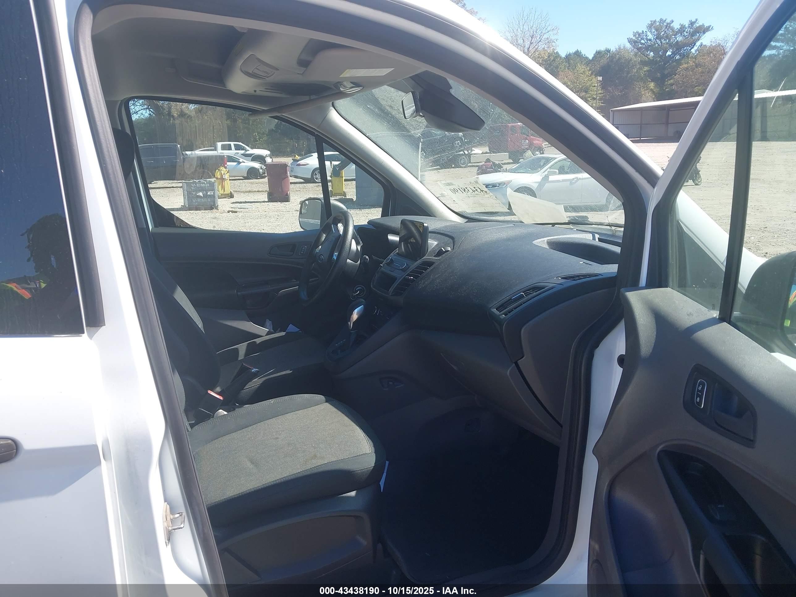 FORD TRANSIT image 5