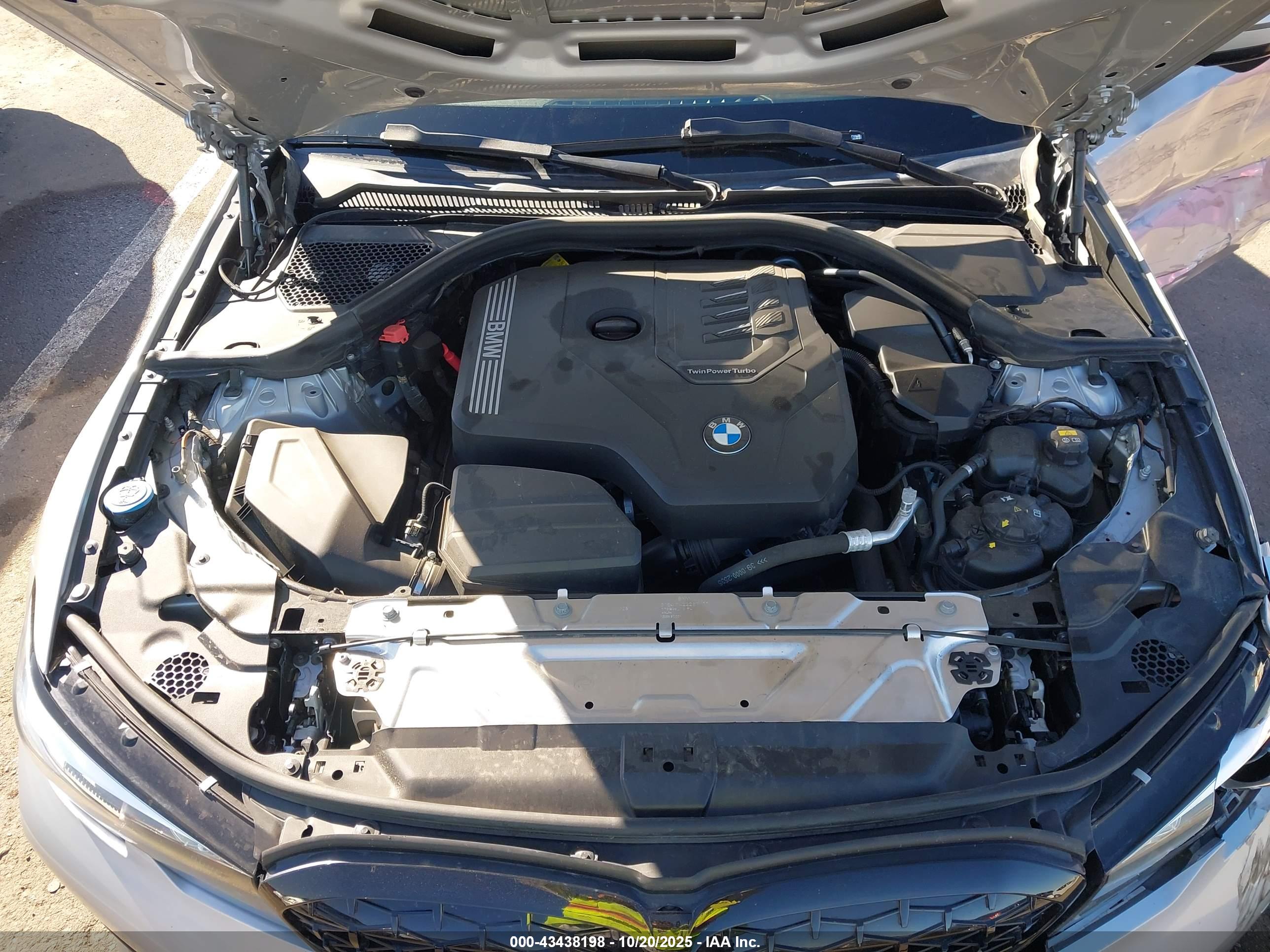 BMW 330I image 10