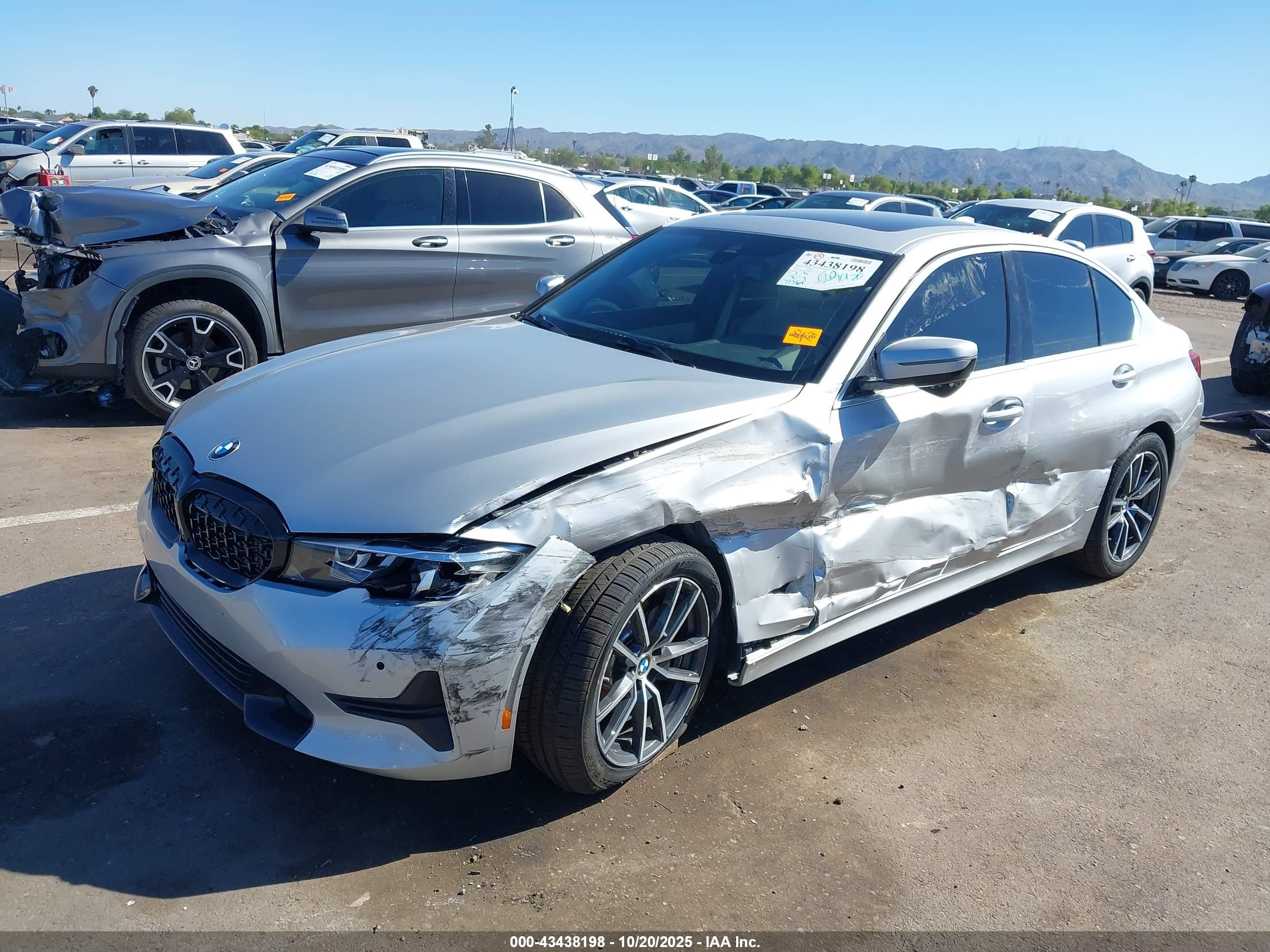 BMW 330I image 2