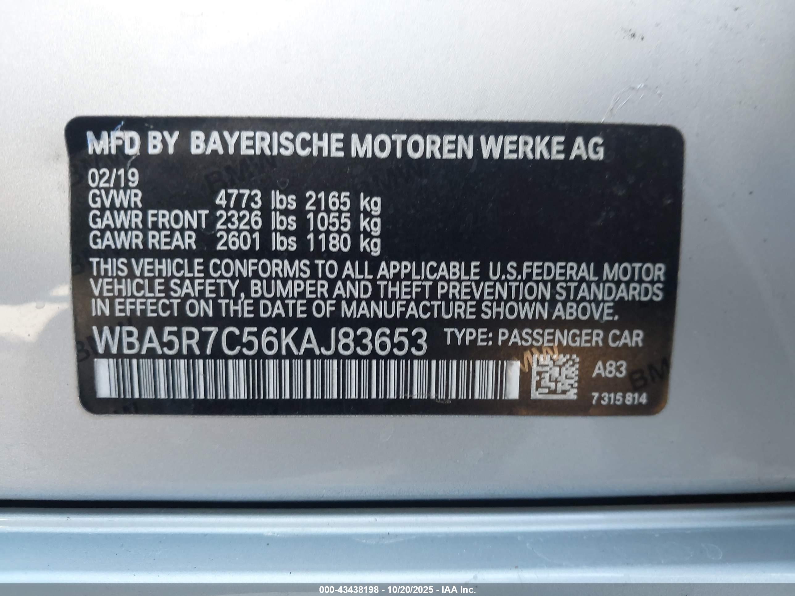 BMW 330I image 9