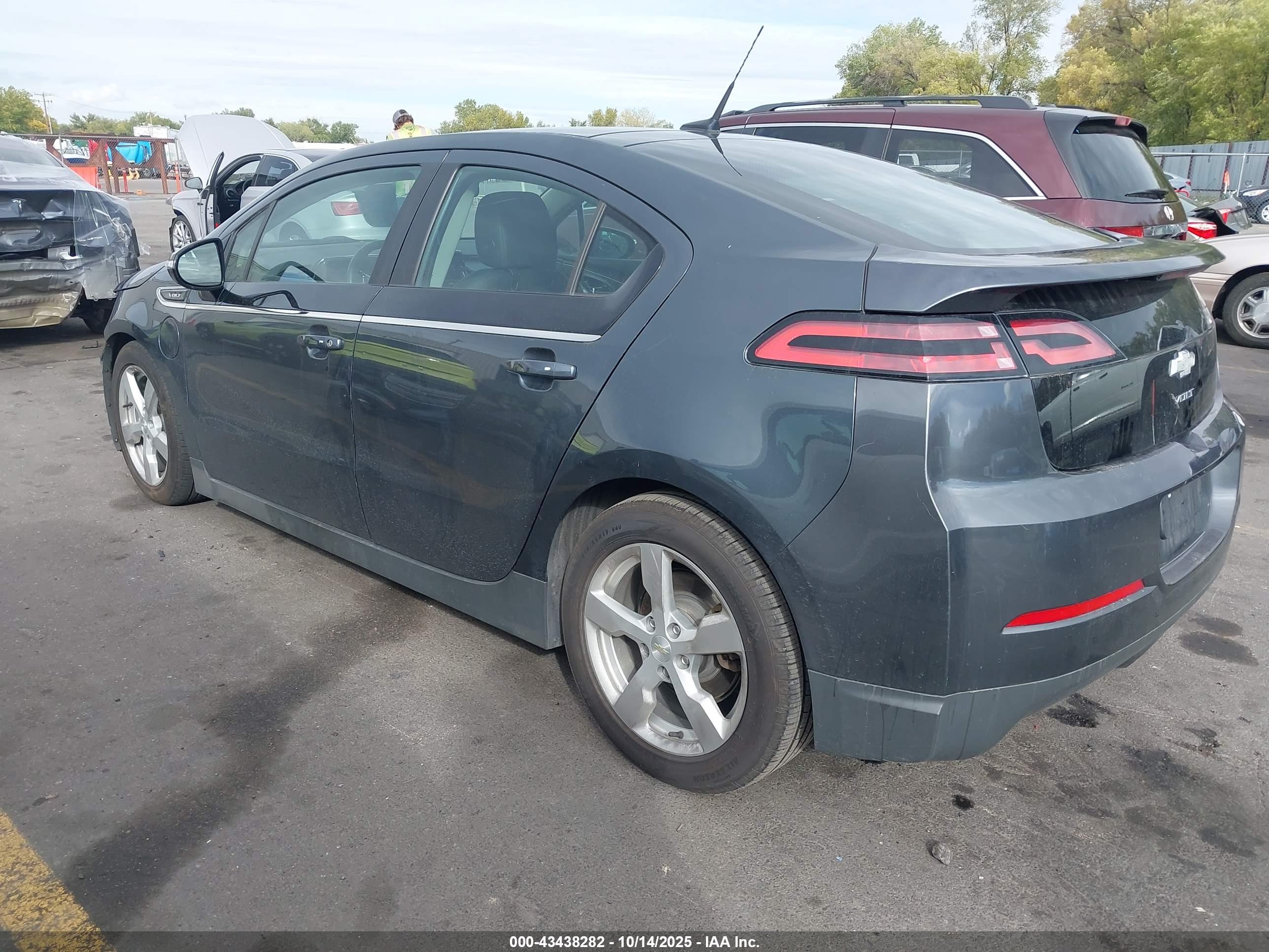 CHEVROLET VOLT image 3