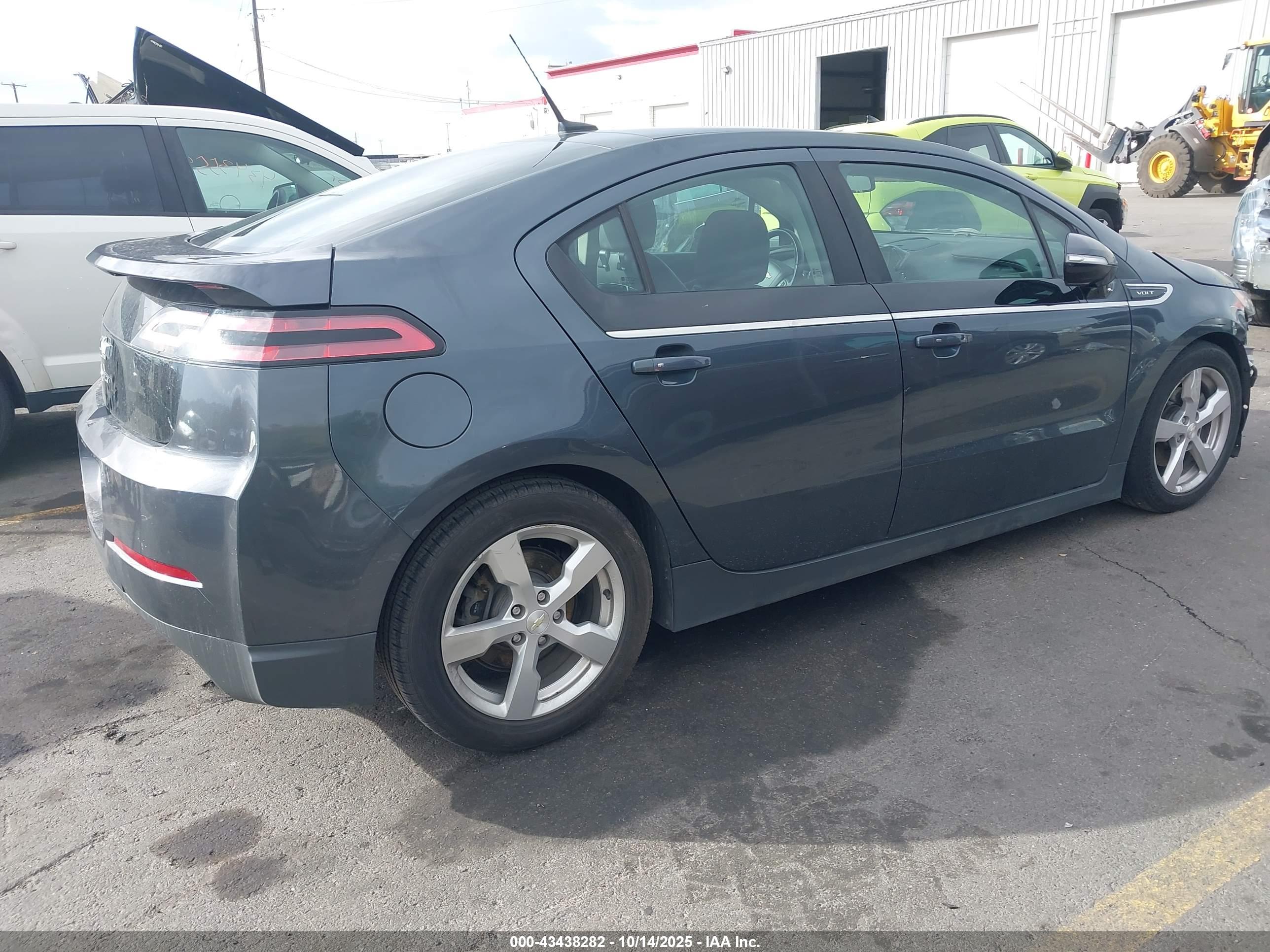 CHEVROLET VOLT image 4