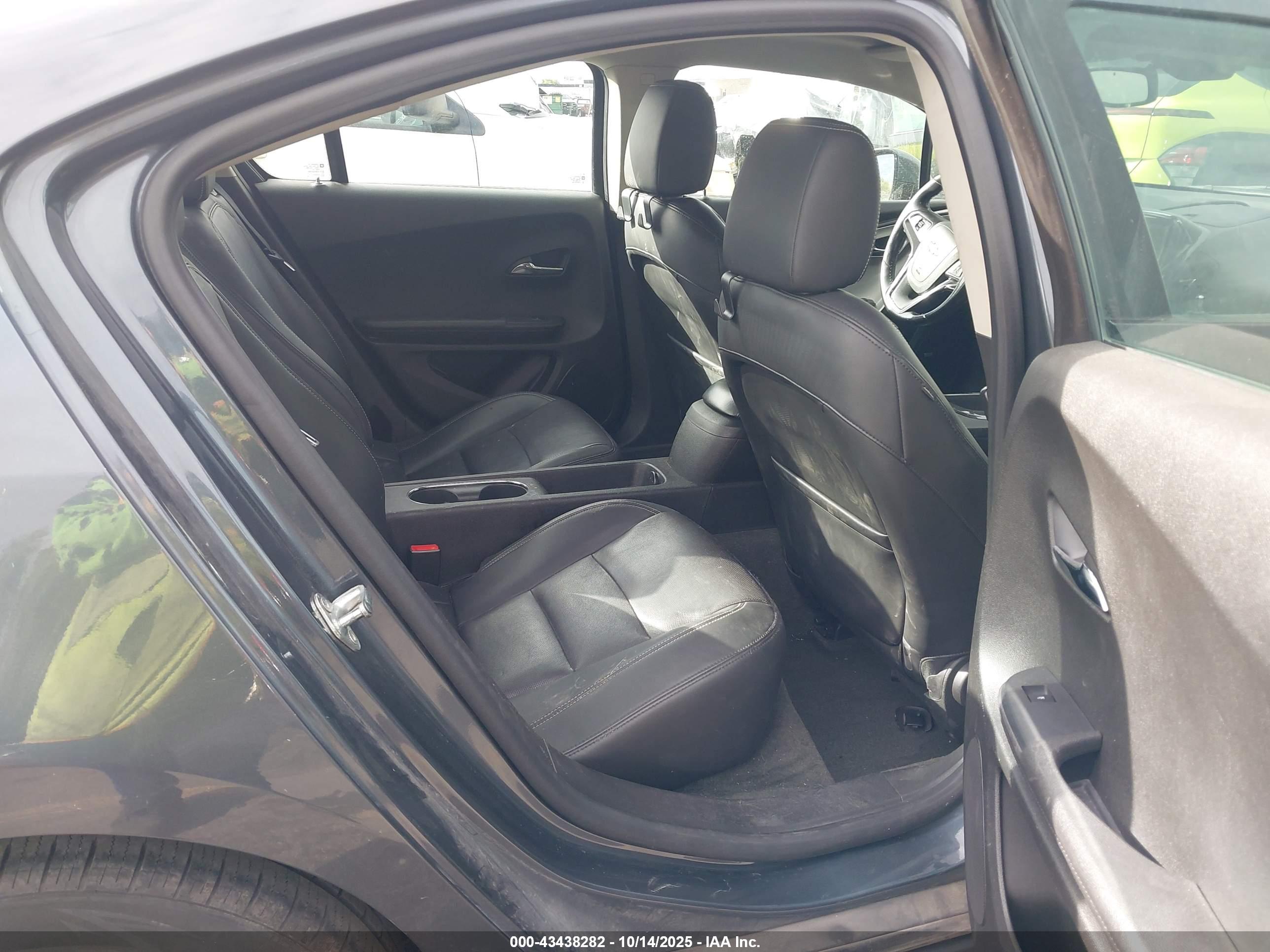 CHEVROLET VOLT image 8