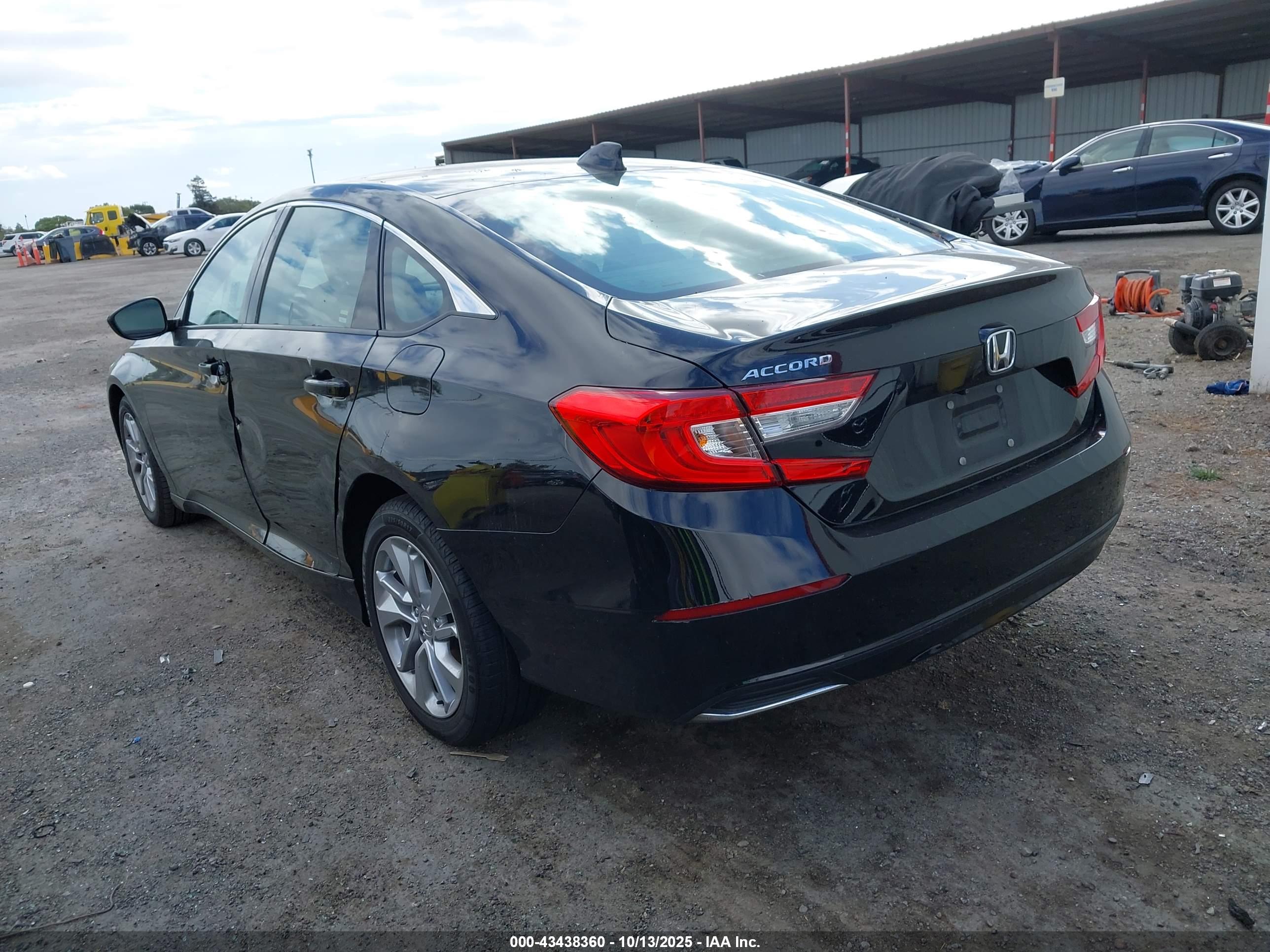 HONDA ACCORD image 3