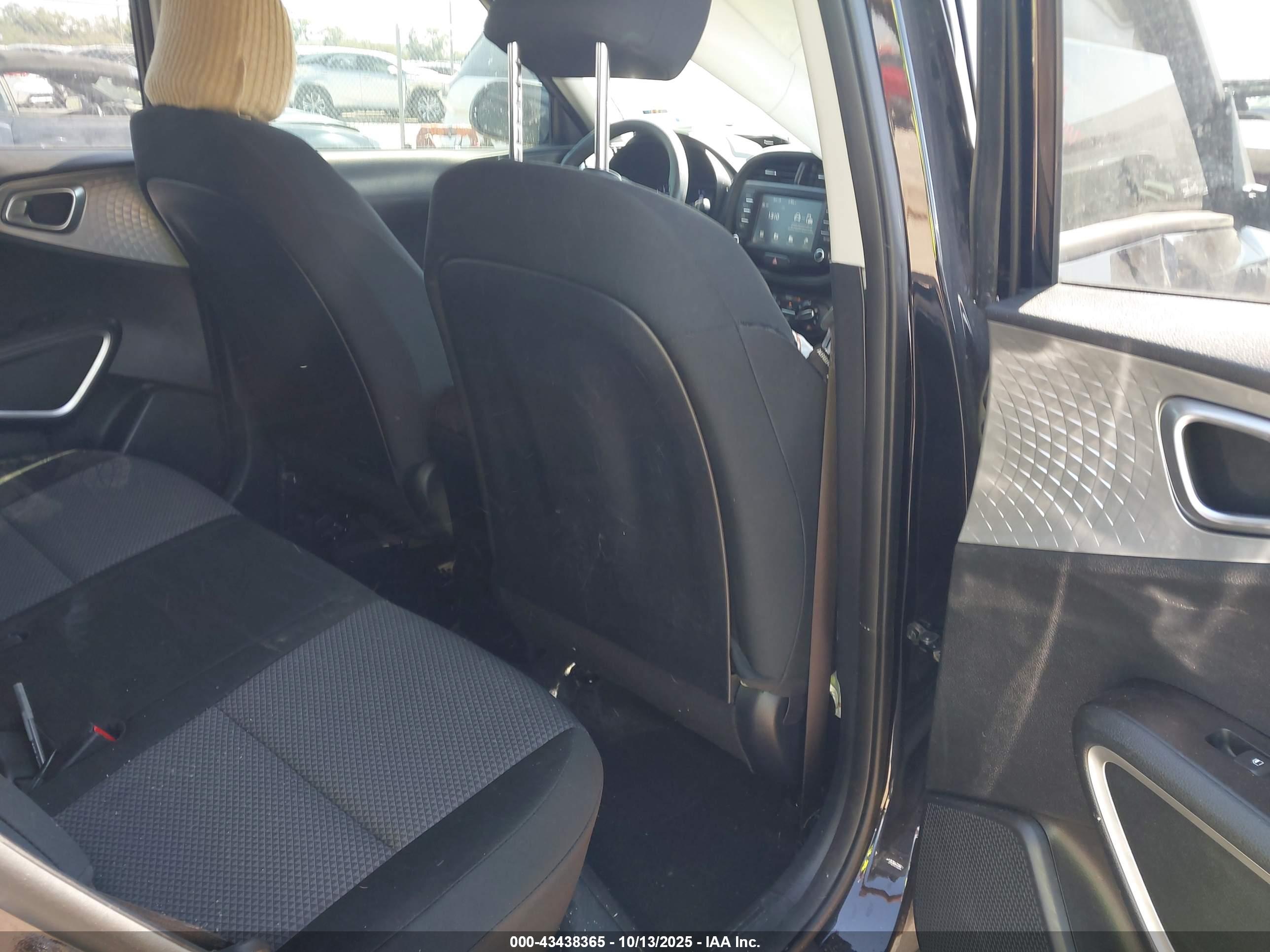 KIA SOUL image 8