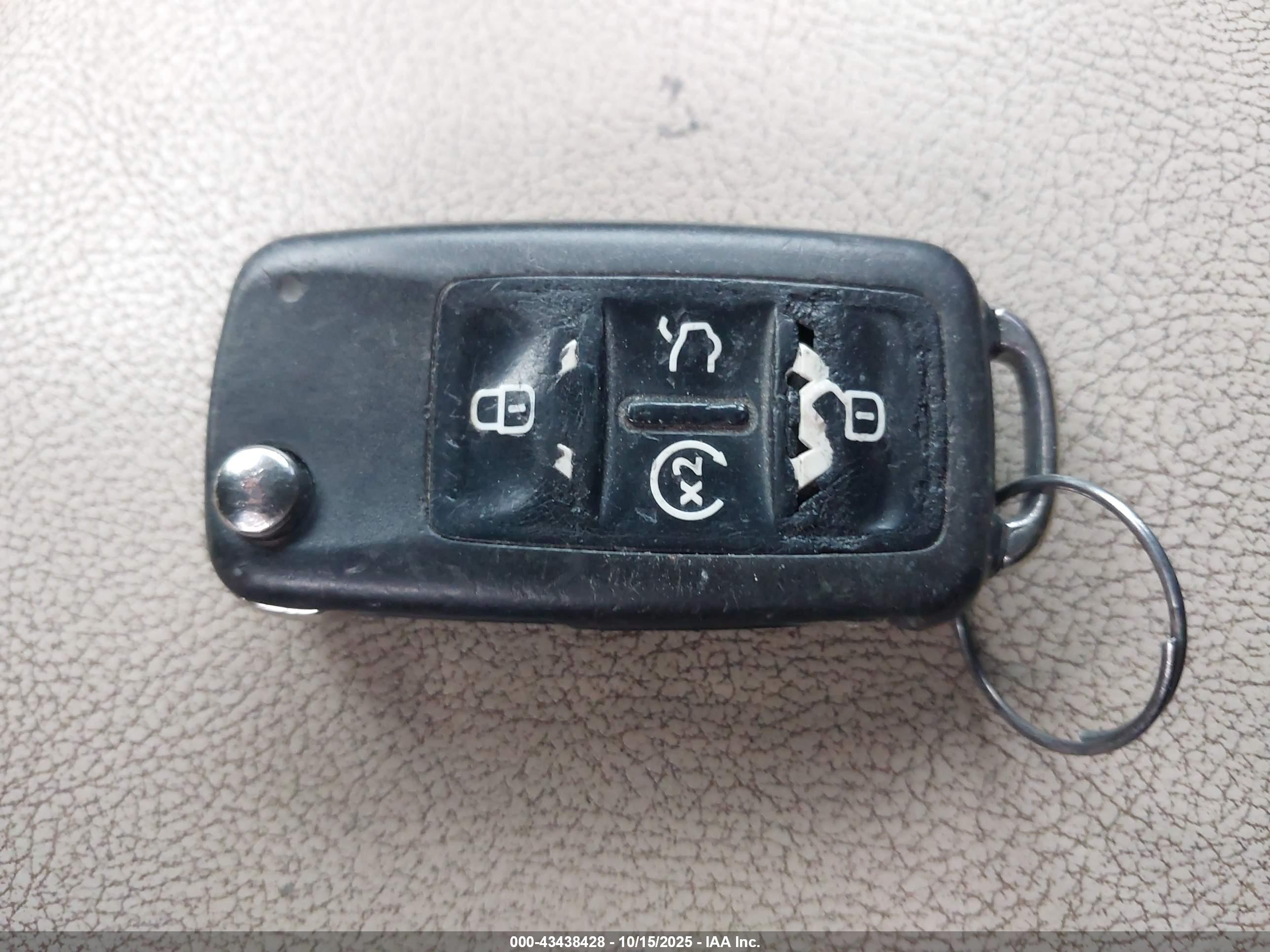 VOLKSWAGEN PASSAT image 11