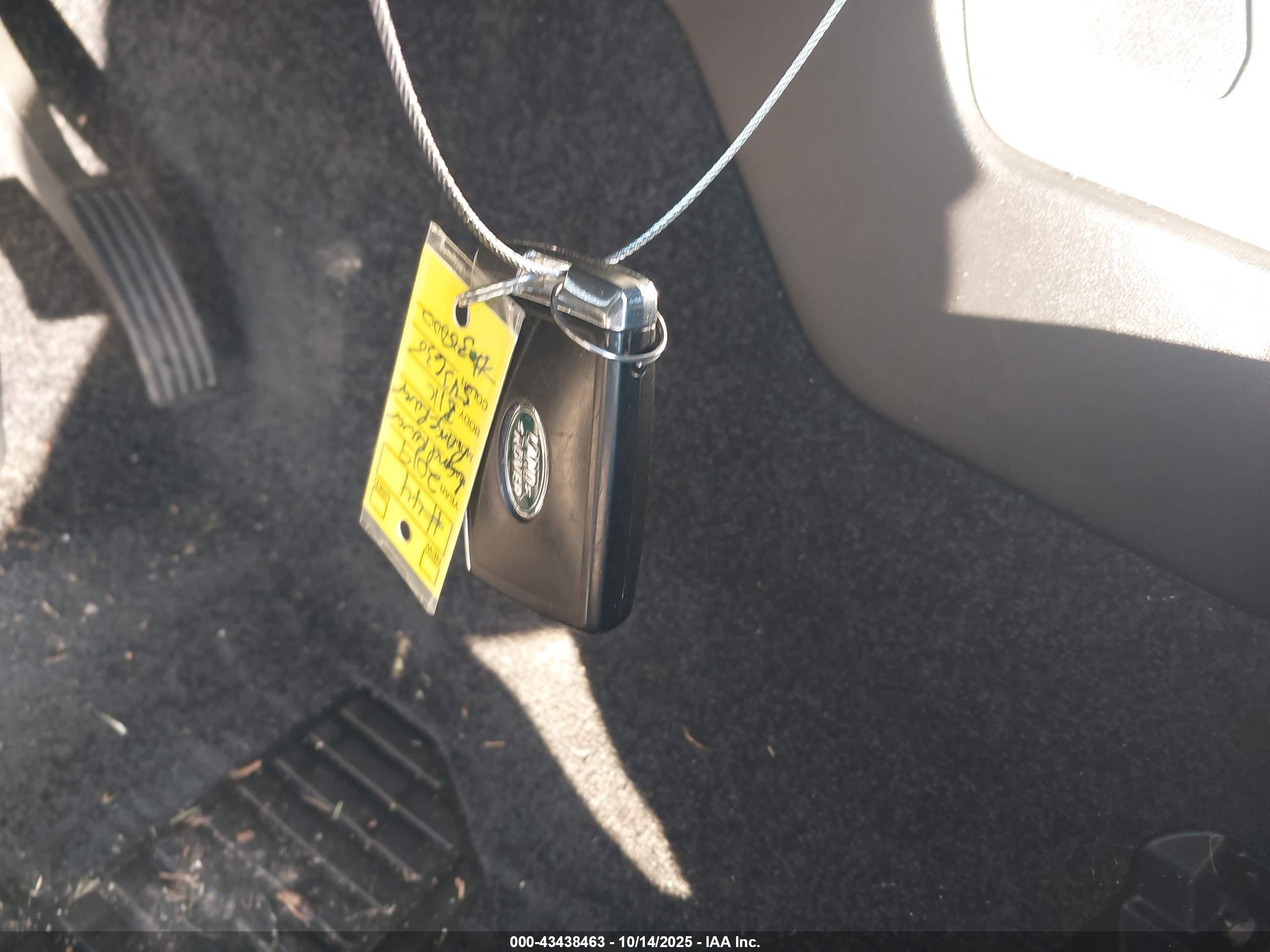 LAND ROVER image 11