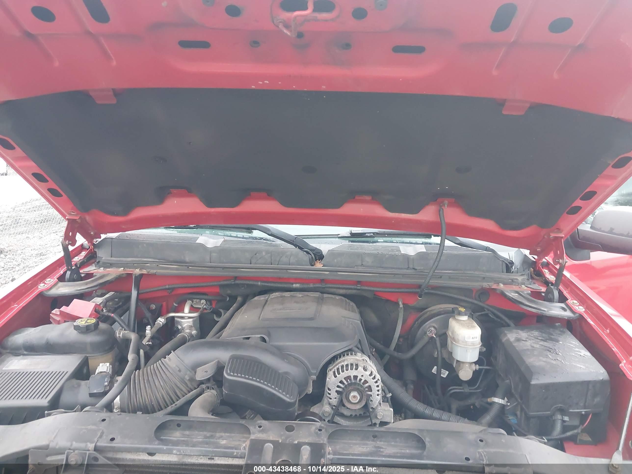 CHEVROLET SILVERADO image 10