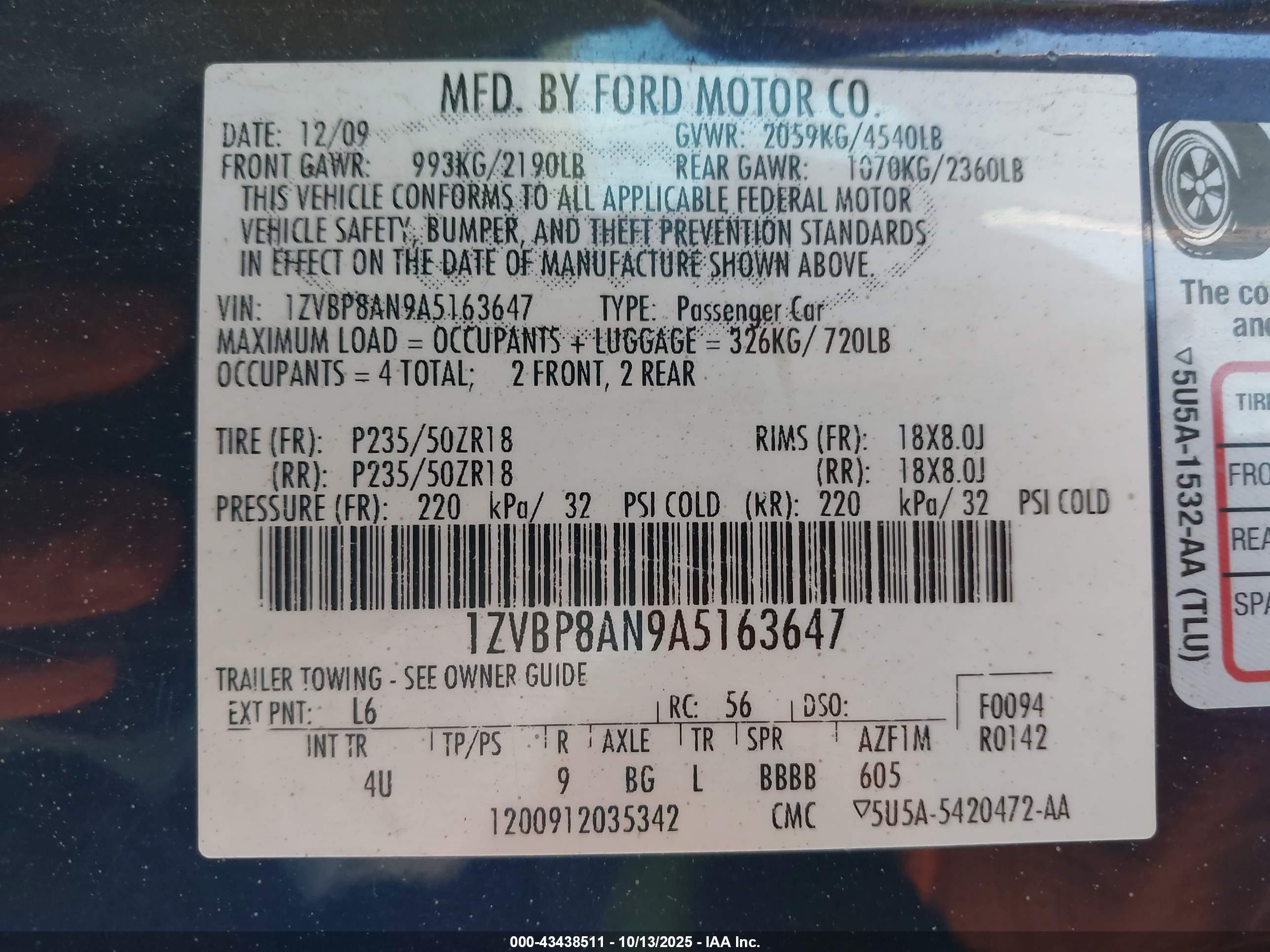 FORD MUSTANG image 9