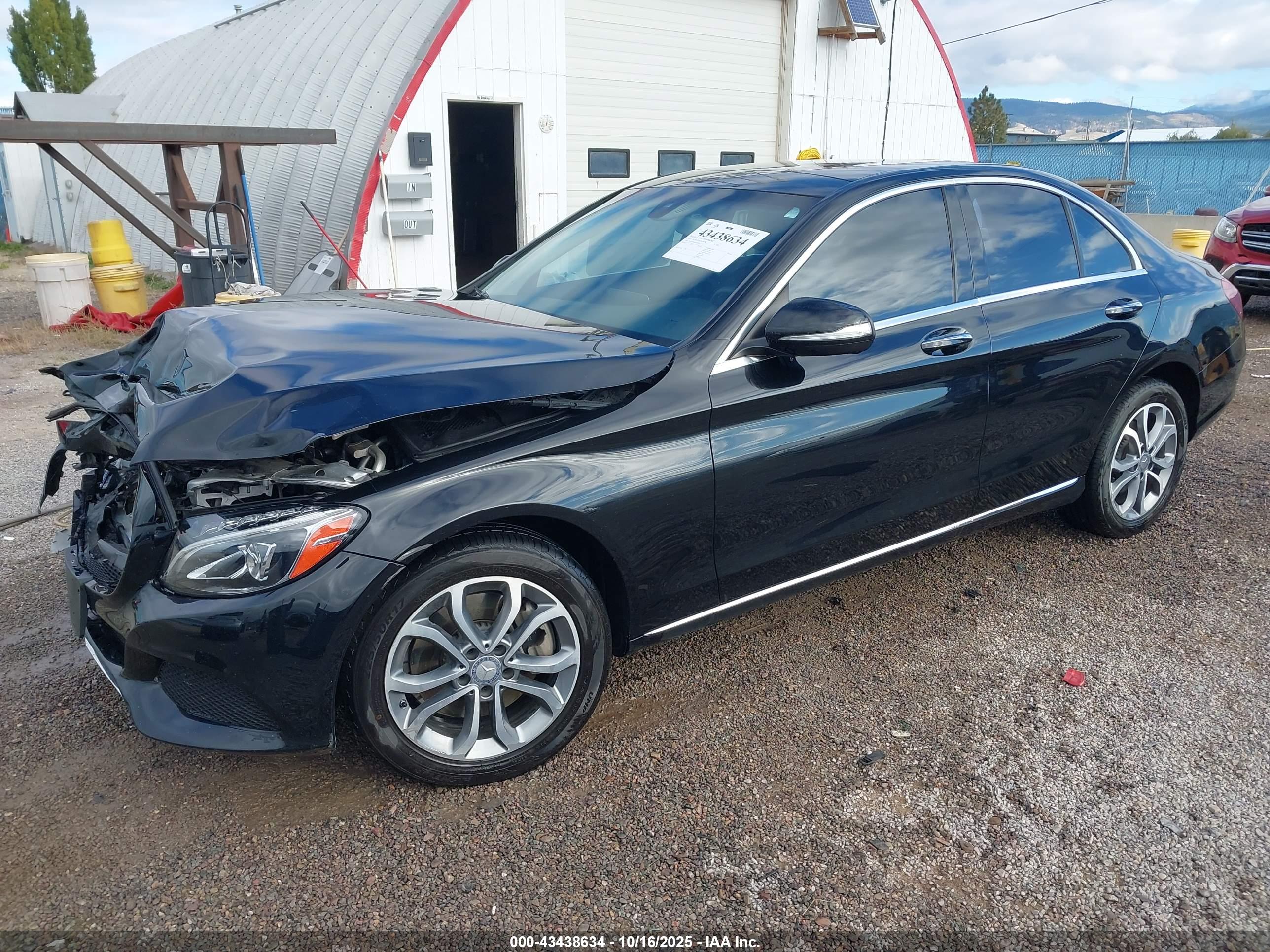MERCEDES-BENZ C image 2