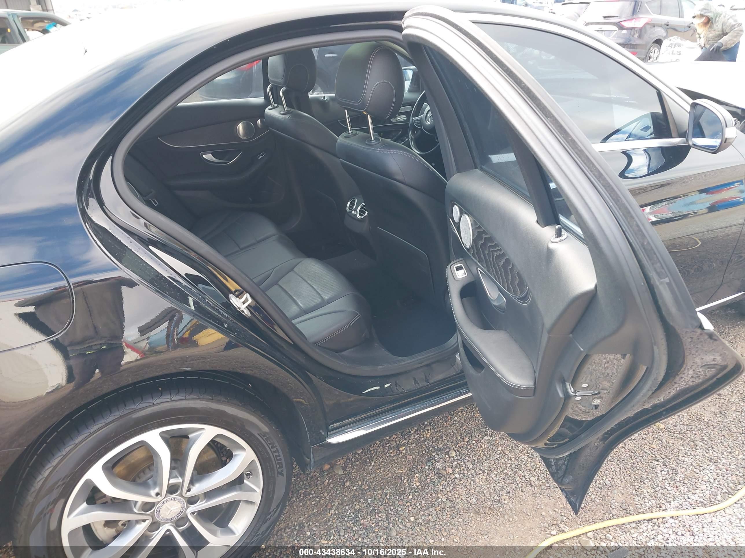 MERCEDES-BENZ C image 8