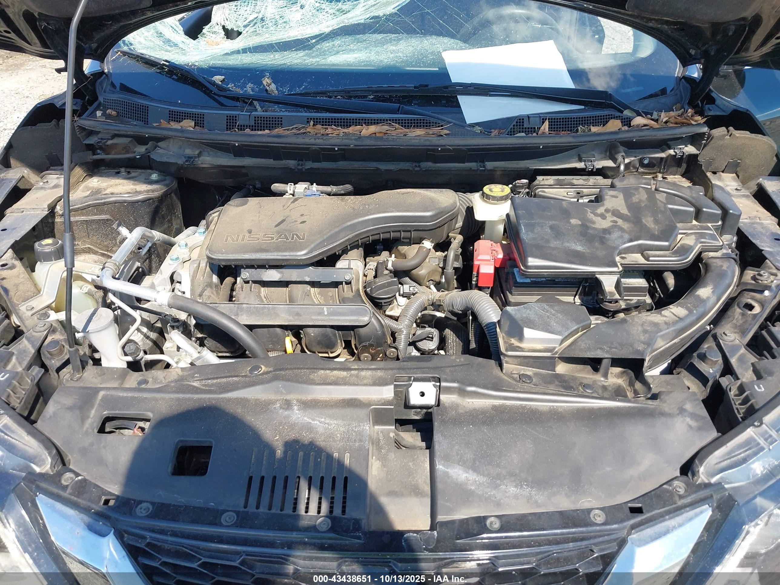 NISSAN ROGUE image 10