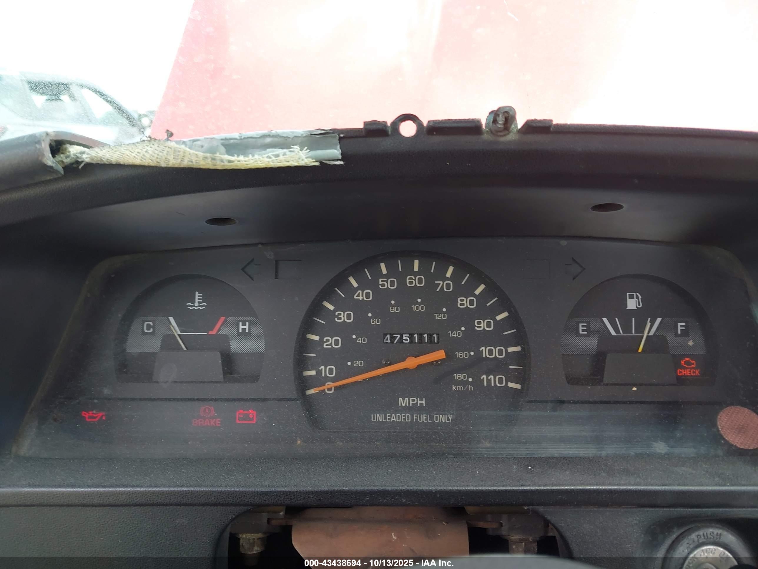TOYOTA PICKUP image 7