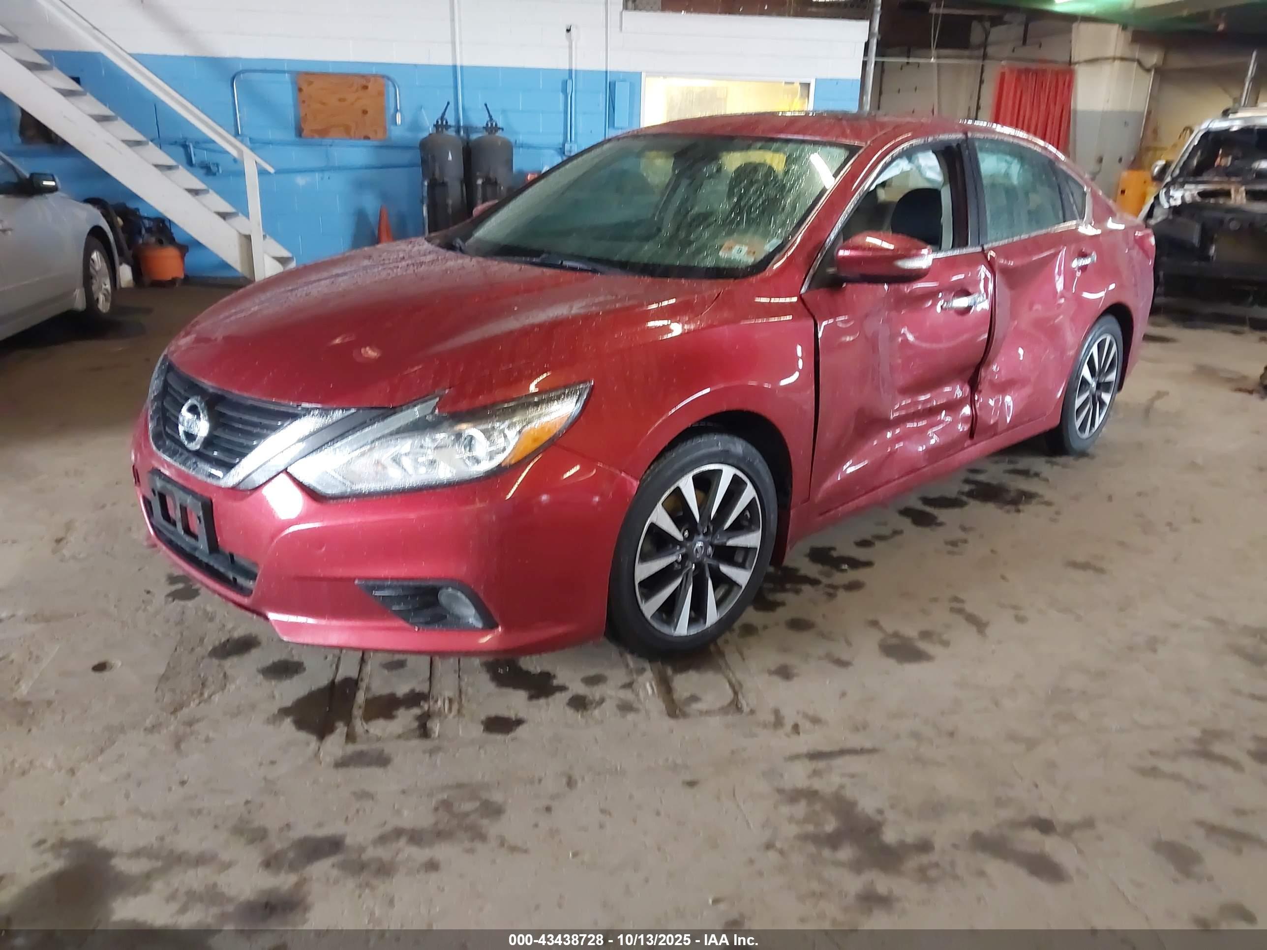 NISSAN ALTIMA image 2