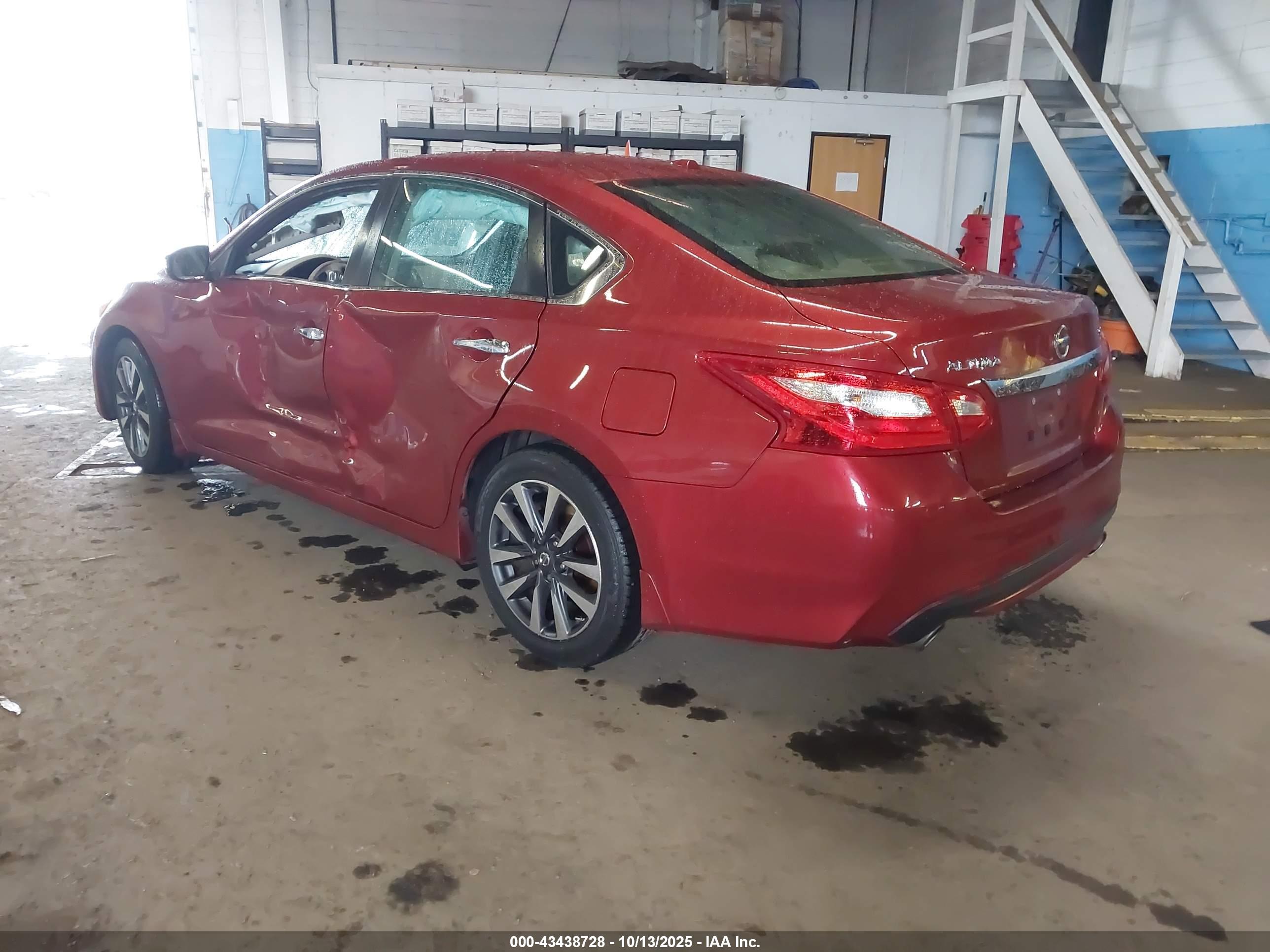 NISSAN ALTIMA image 3