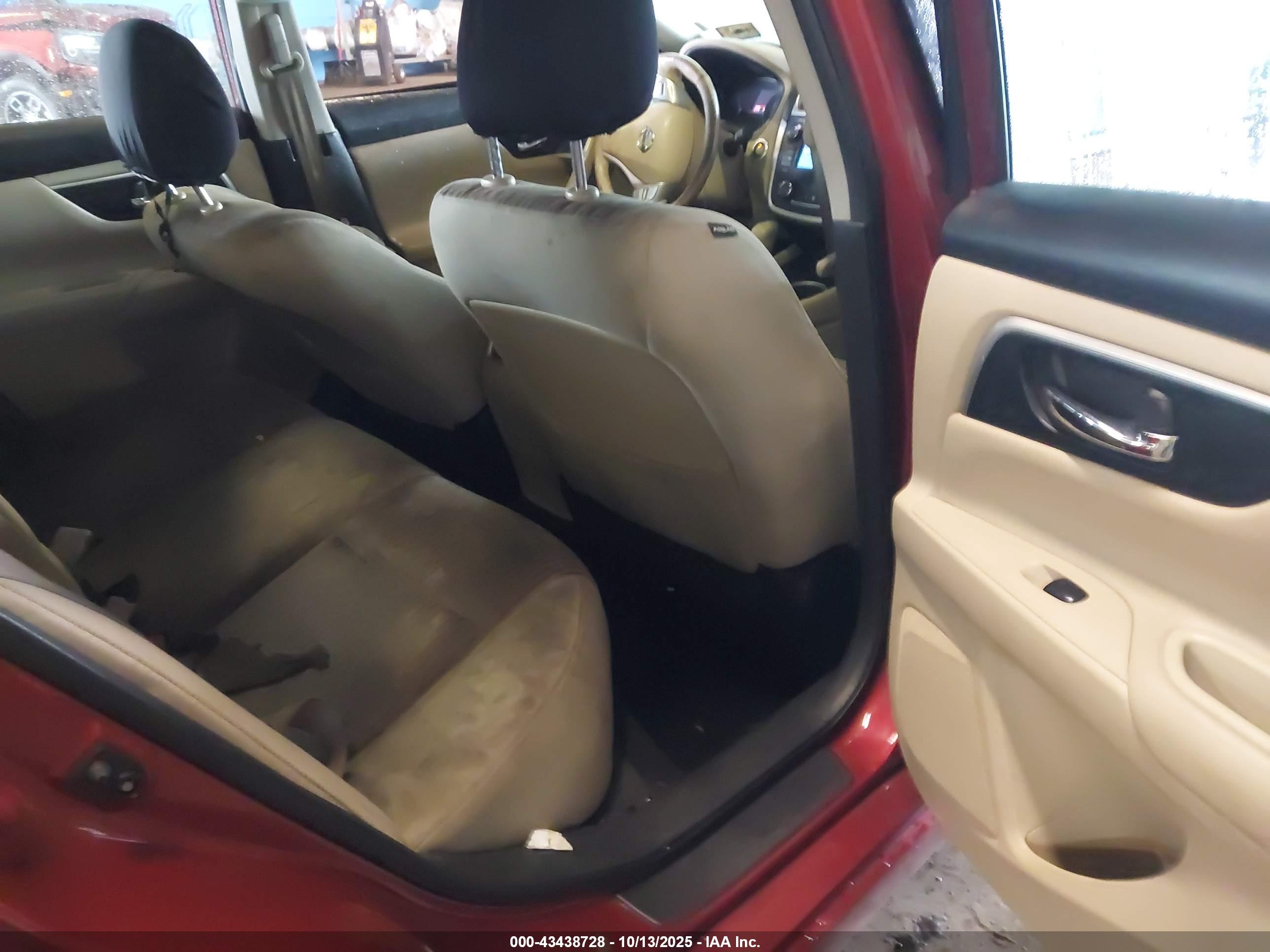 NISSAN ALTIMA image 8