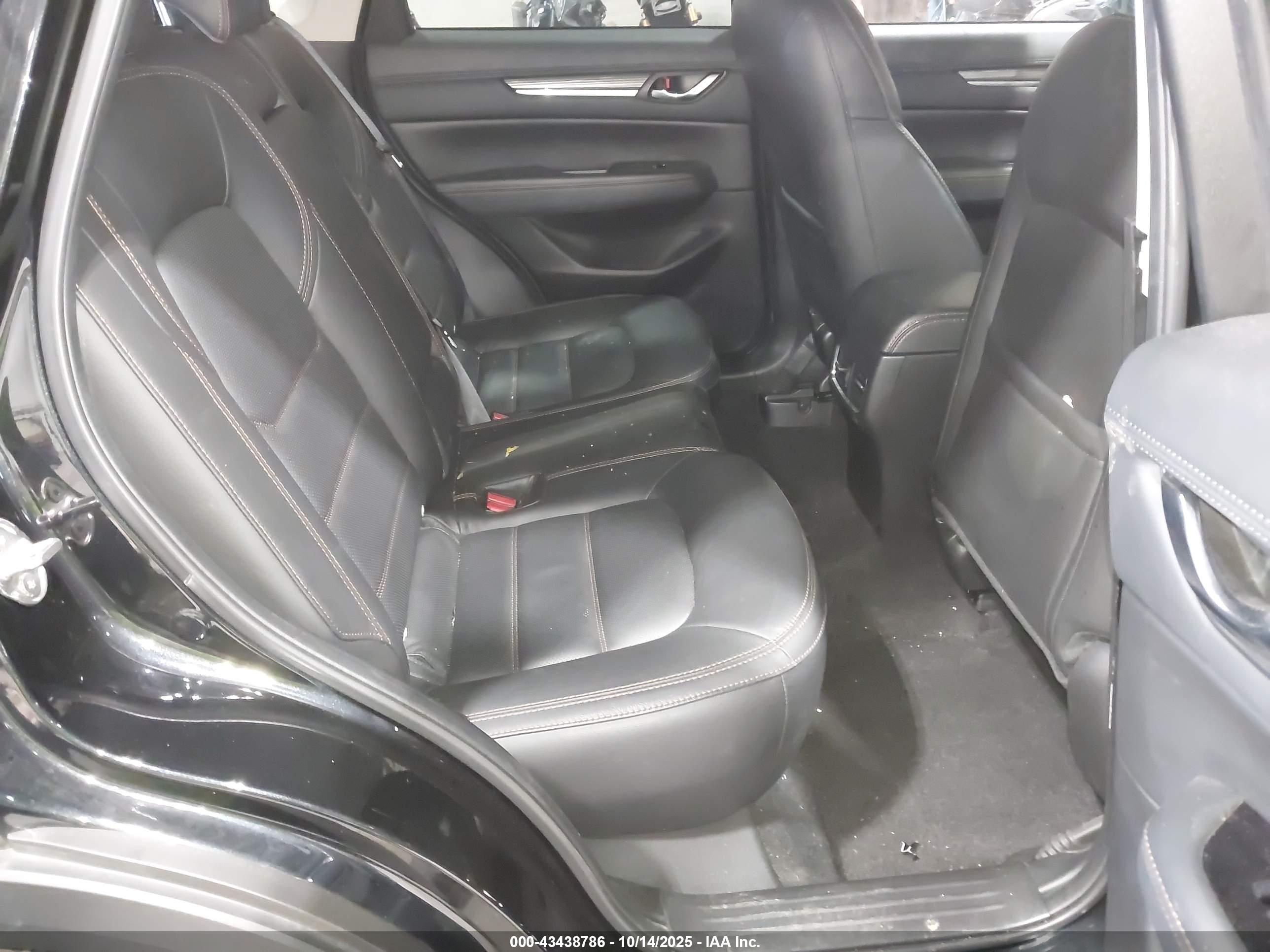MAZDA CX-5 image 8