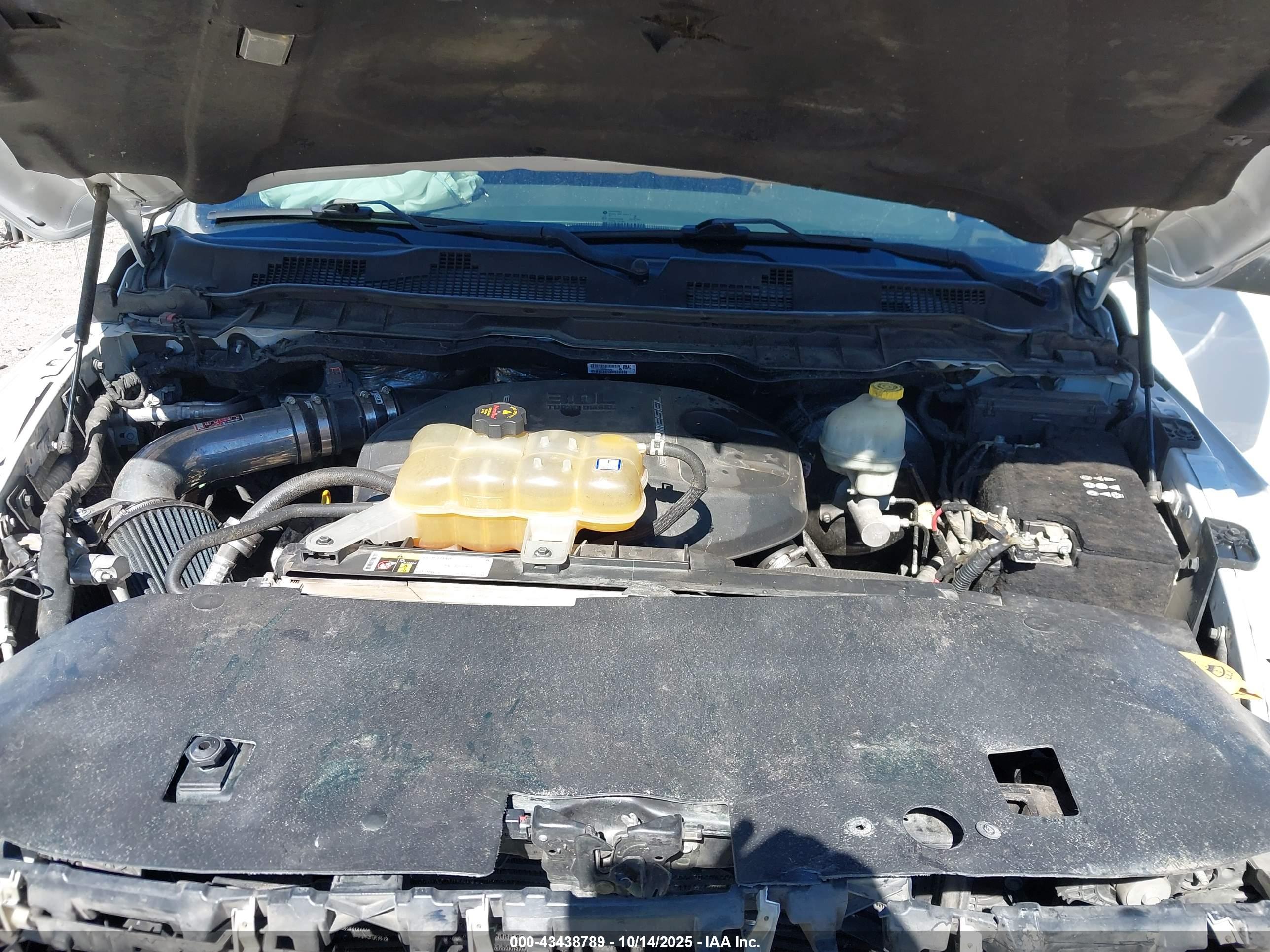 RAM 1500 image 10