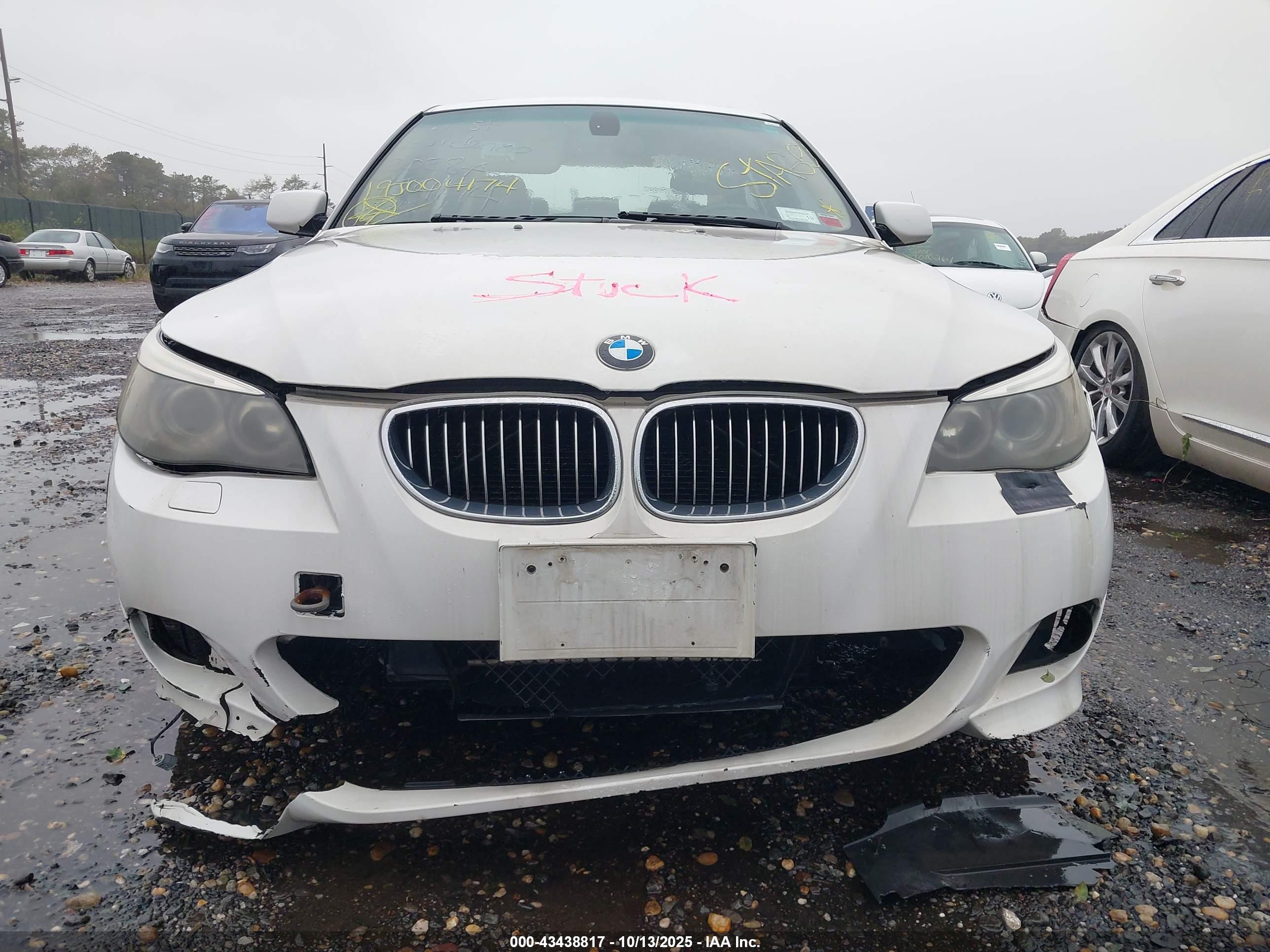 BMW 530XI image 6