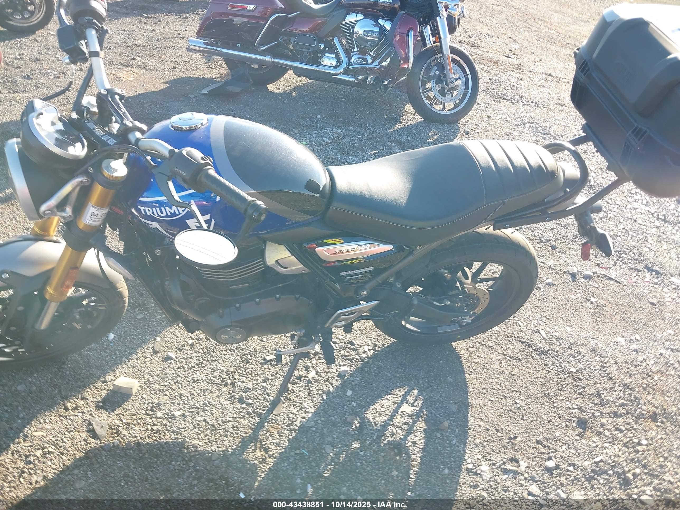 TRIUMPH MOTORCYCLE image 2