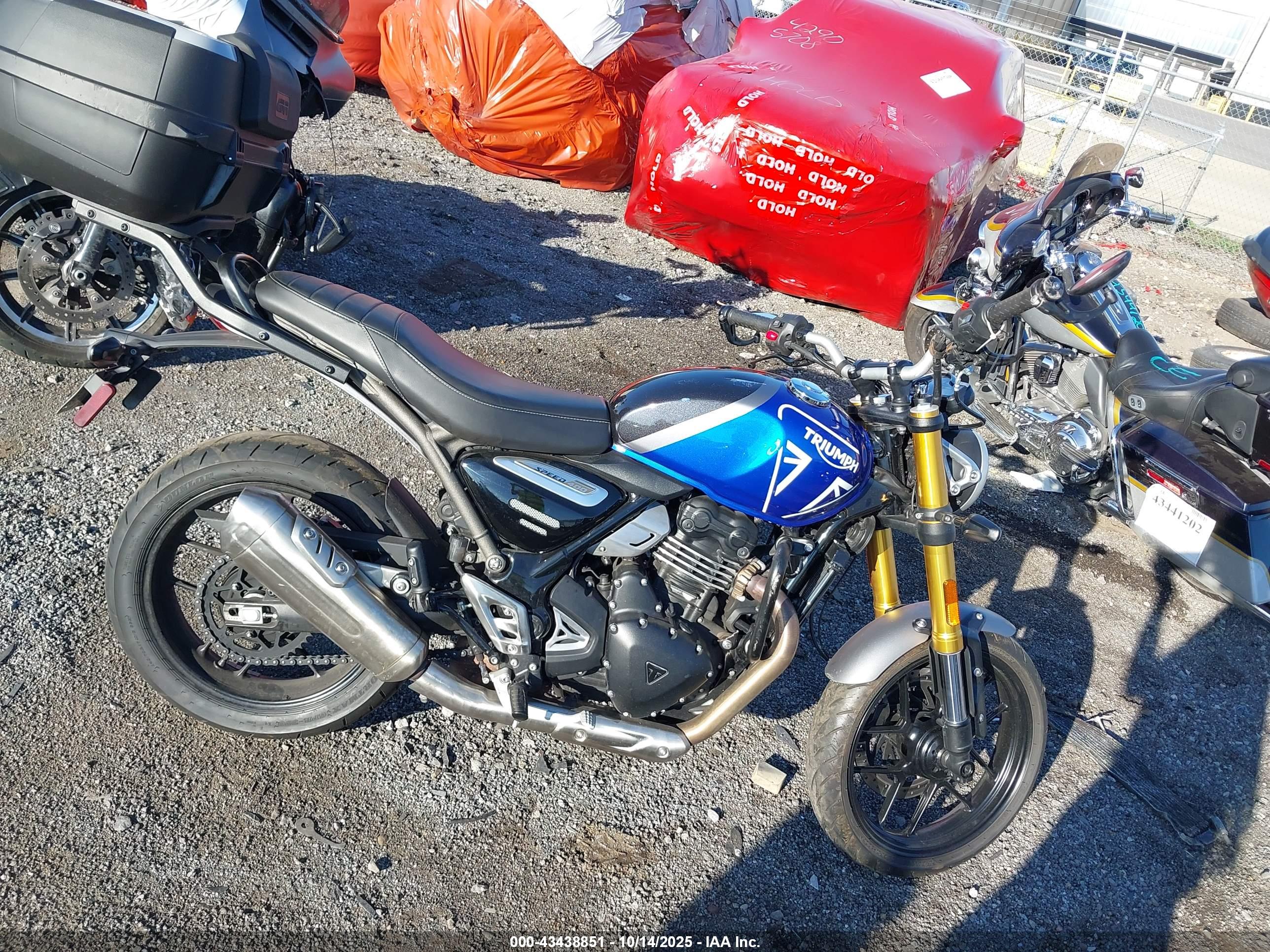 TRIUMPH MOTORCYCLE image 4