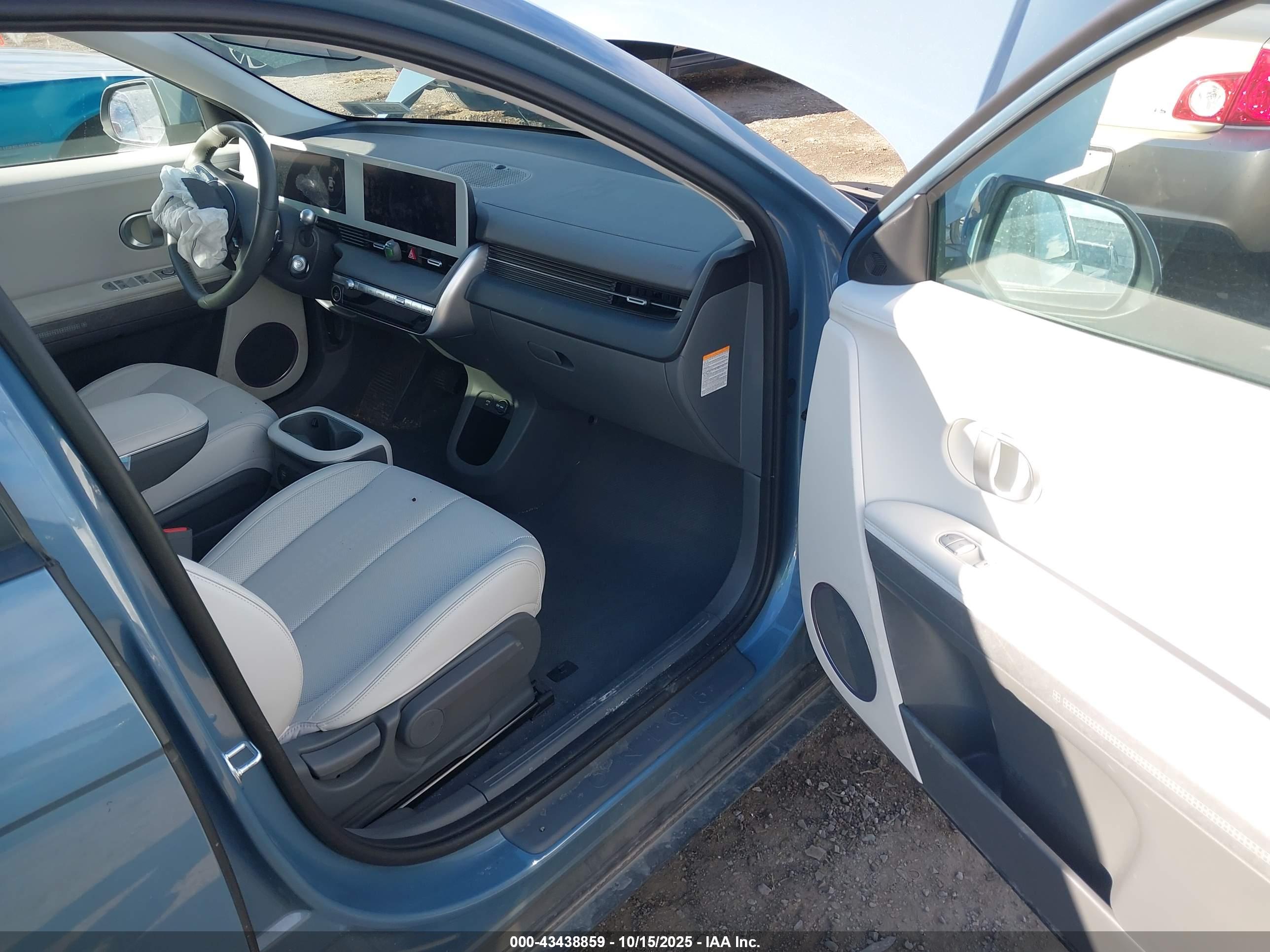 HYUNDAI IONIQ image 5