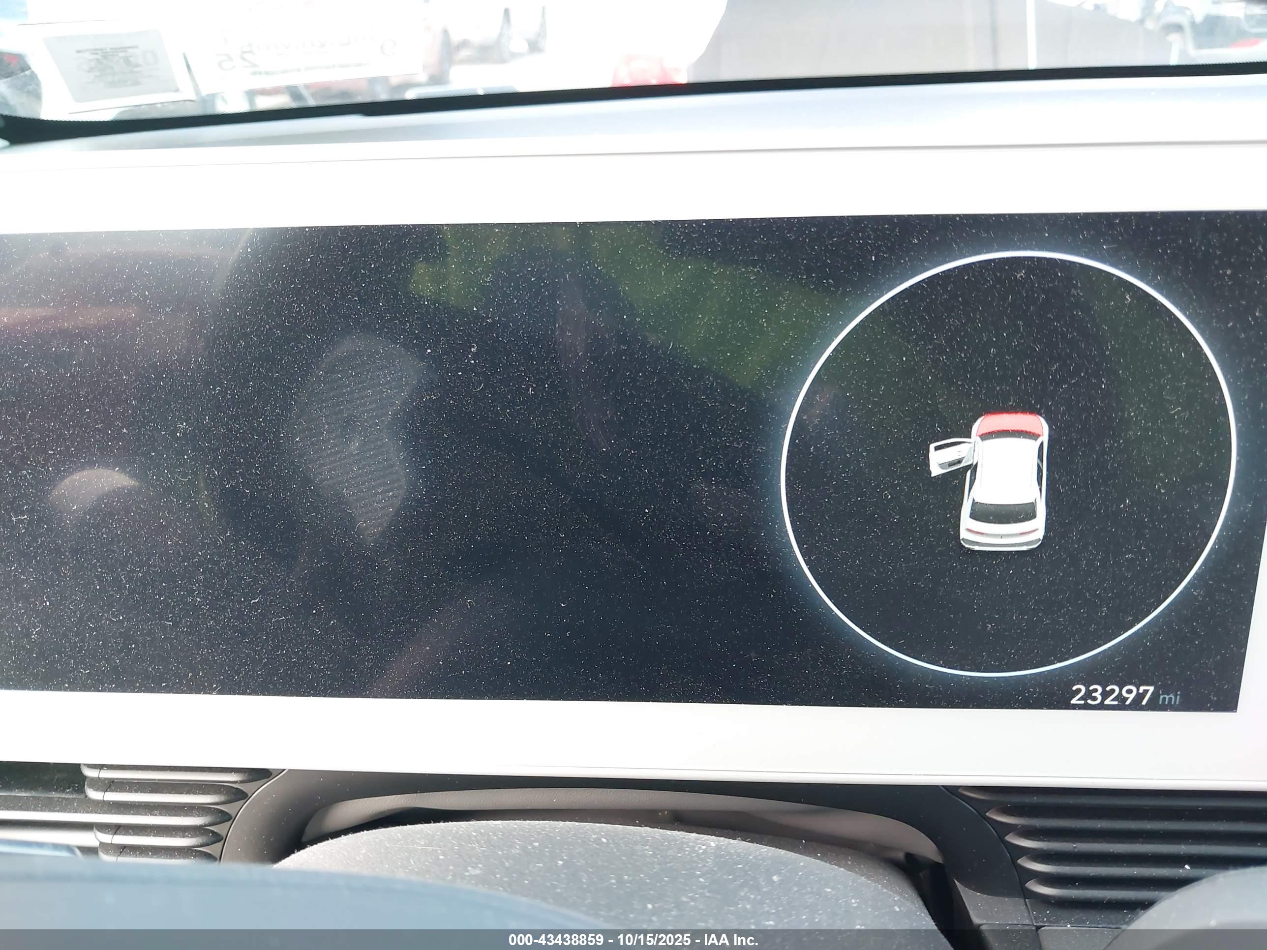HYUNDAI IONIQ image 7