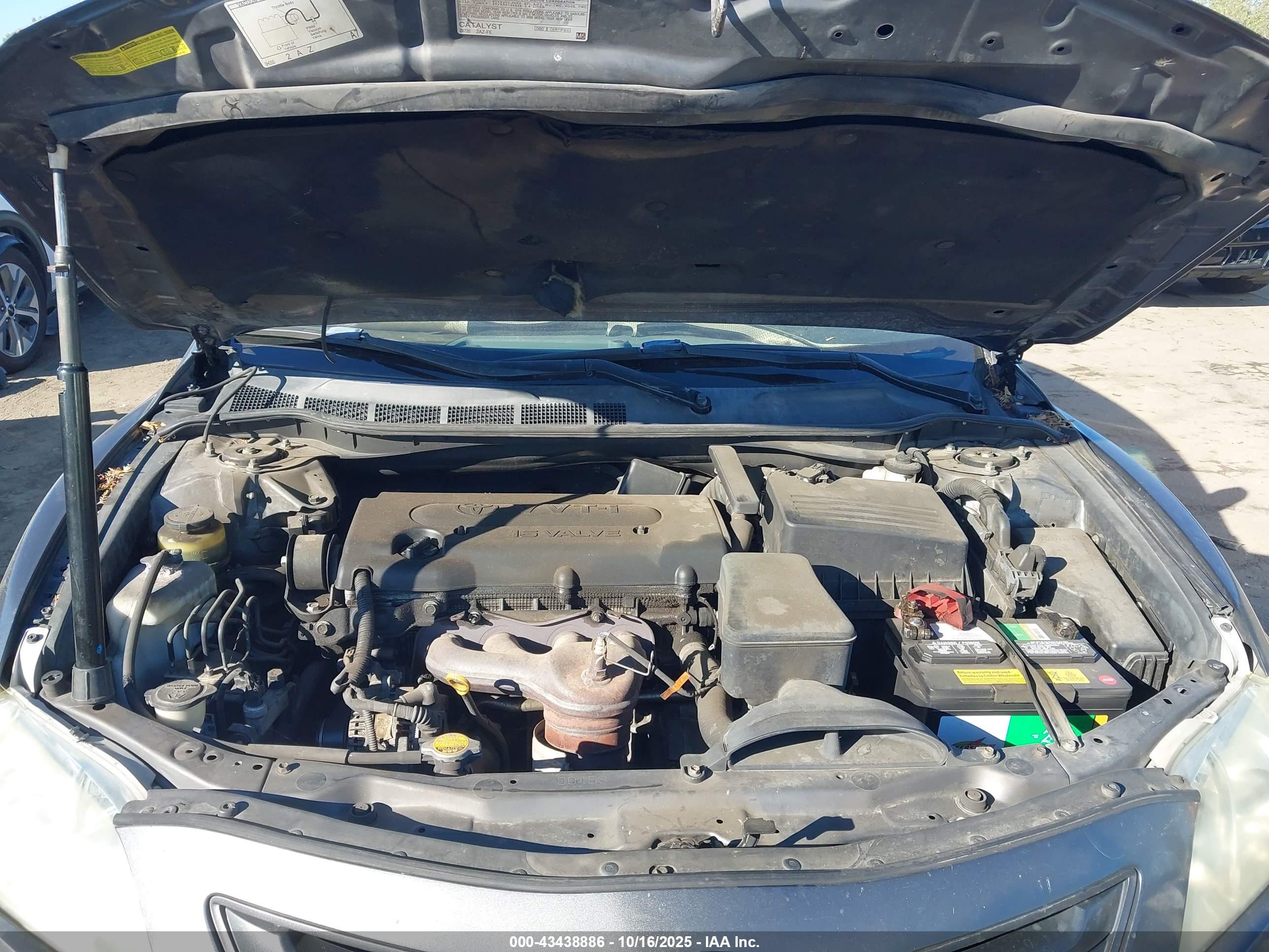 TOYOTA CAMRY image 10