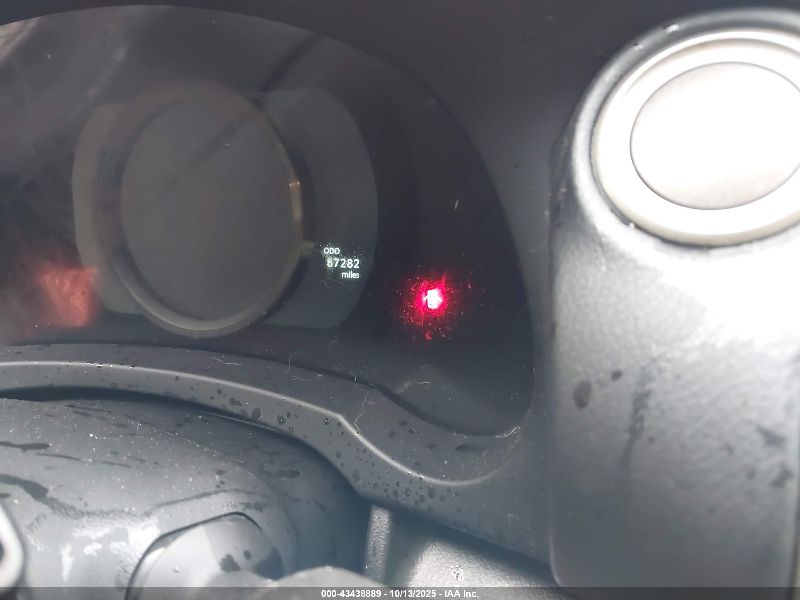 LEXUS IS image 7