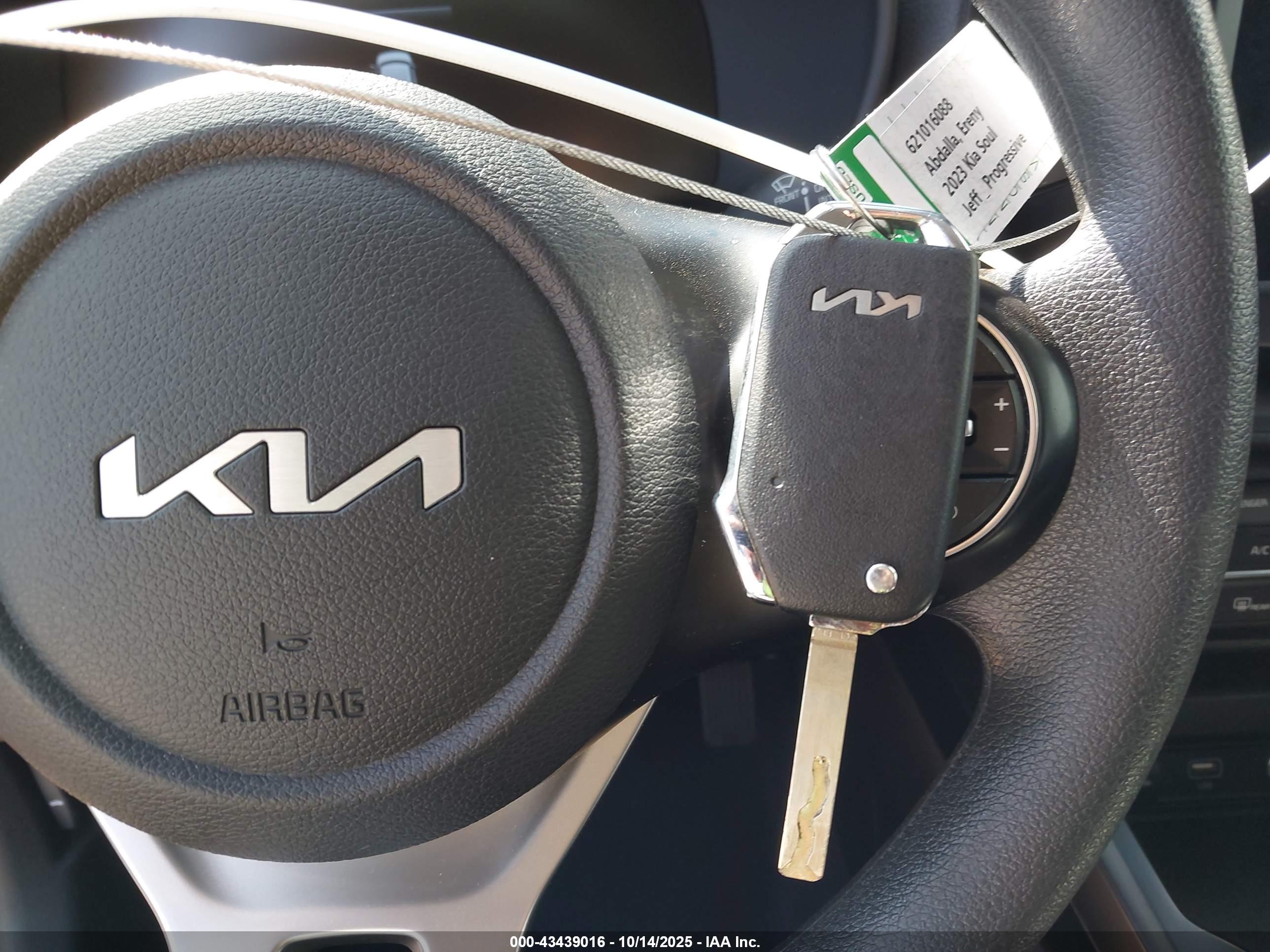 KIA SOUL image 11