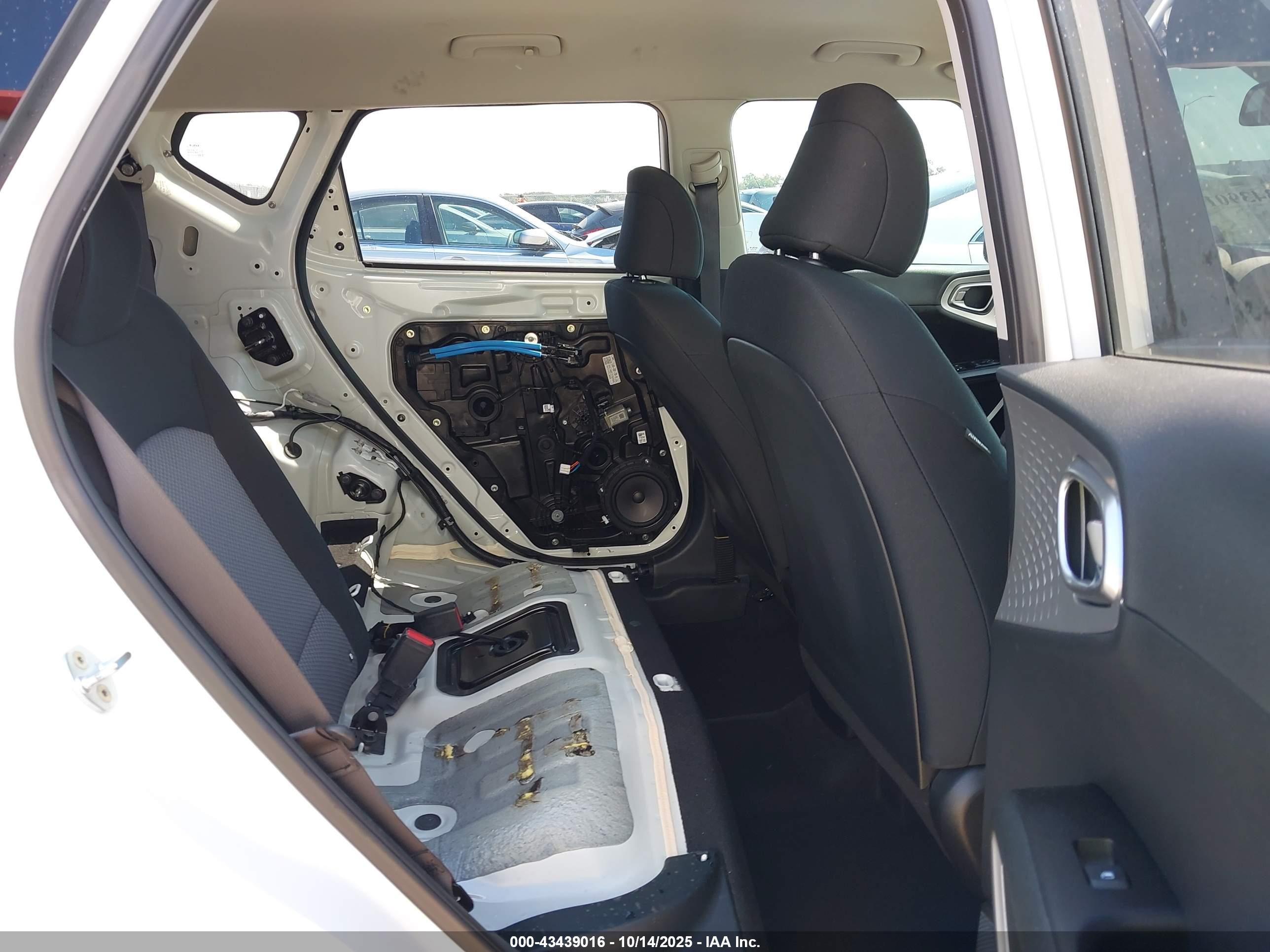 KIA SOUL image 8