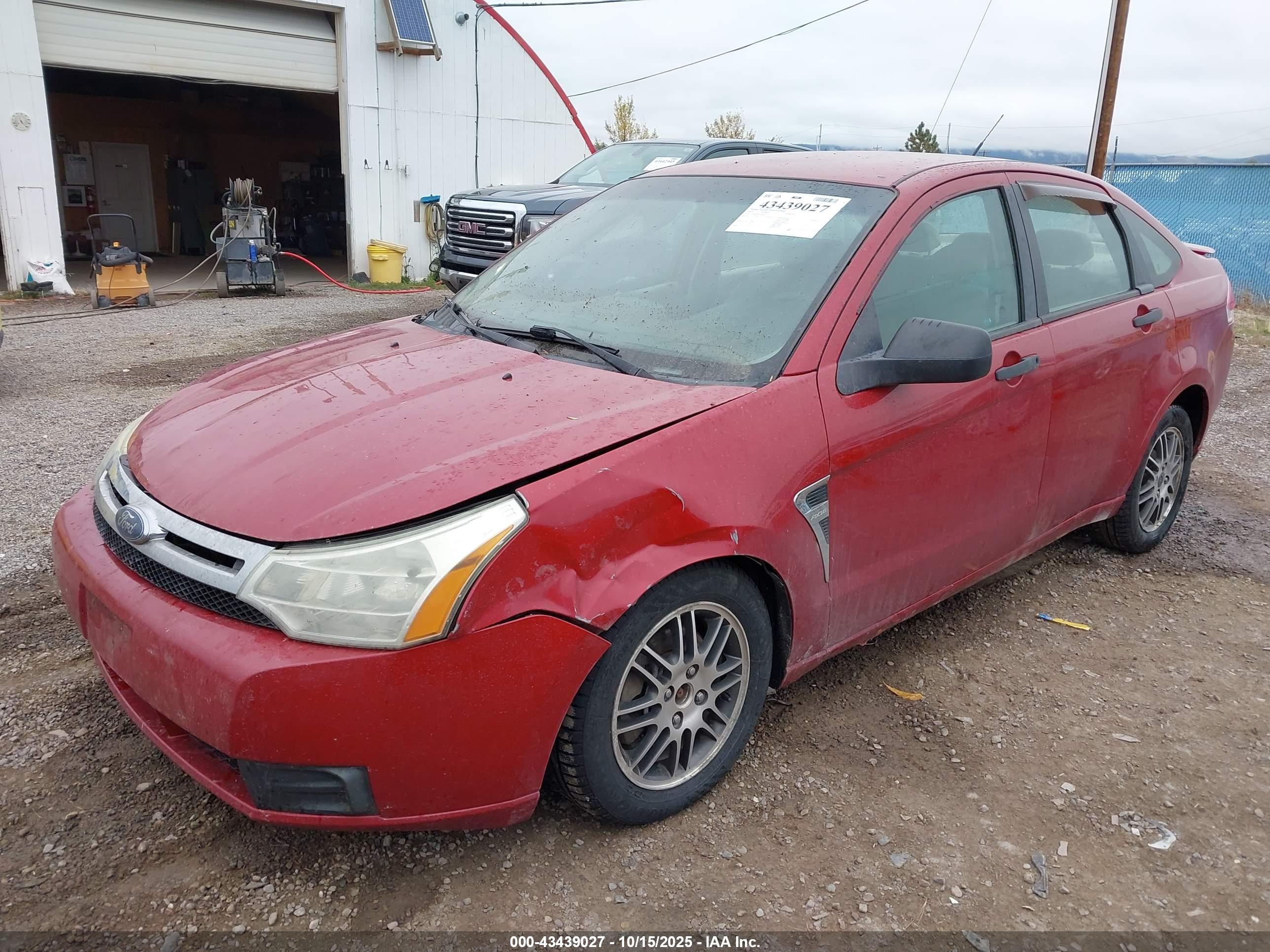 FORD FOCUS image 2