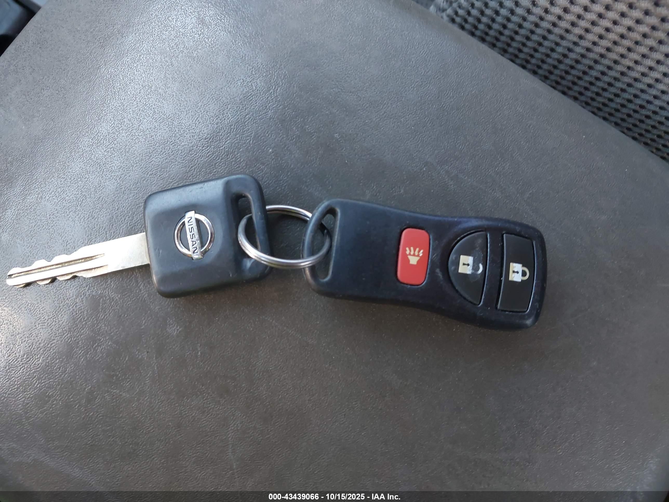 NISSAN FRONTIER image 11