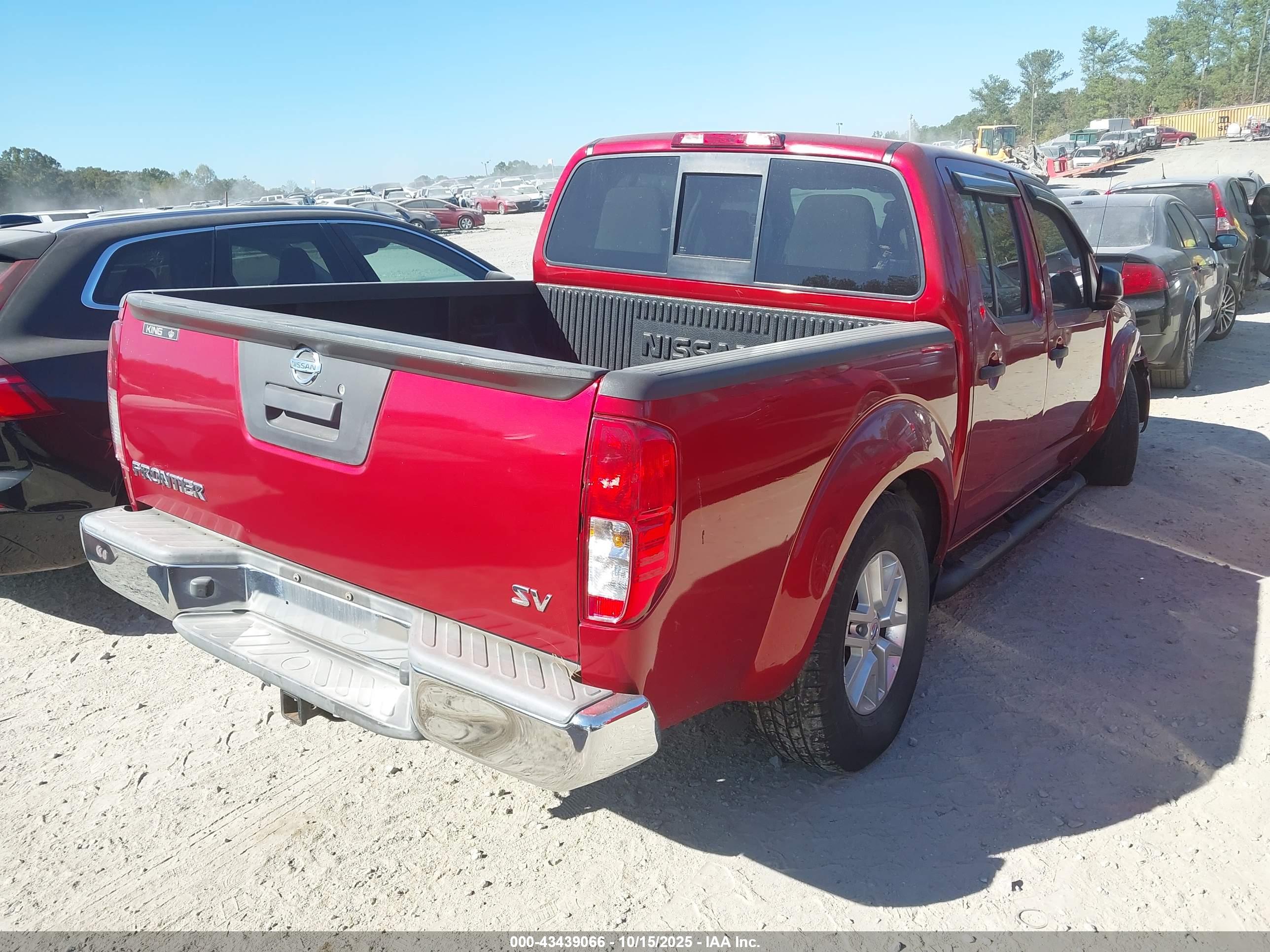 NISSAN FRONTIER image 4