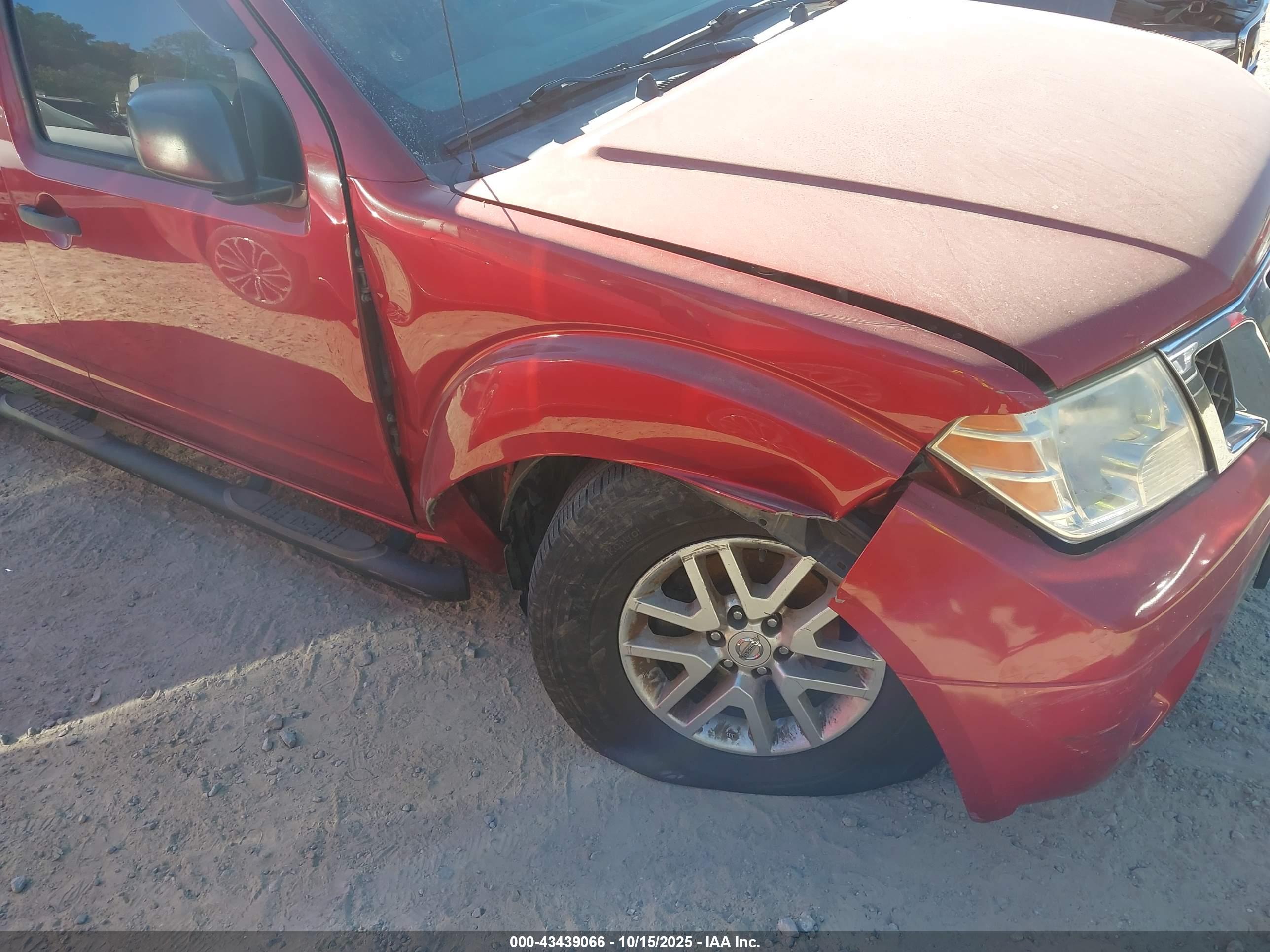NISSAN FRONTIER image 6
