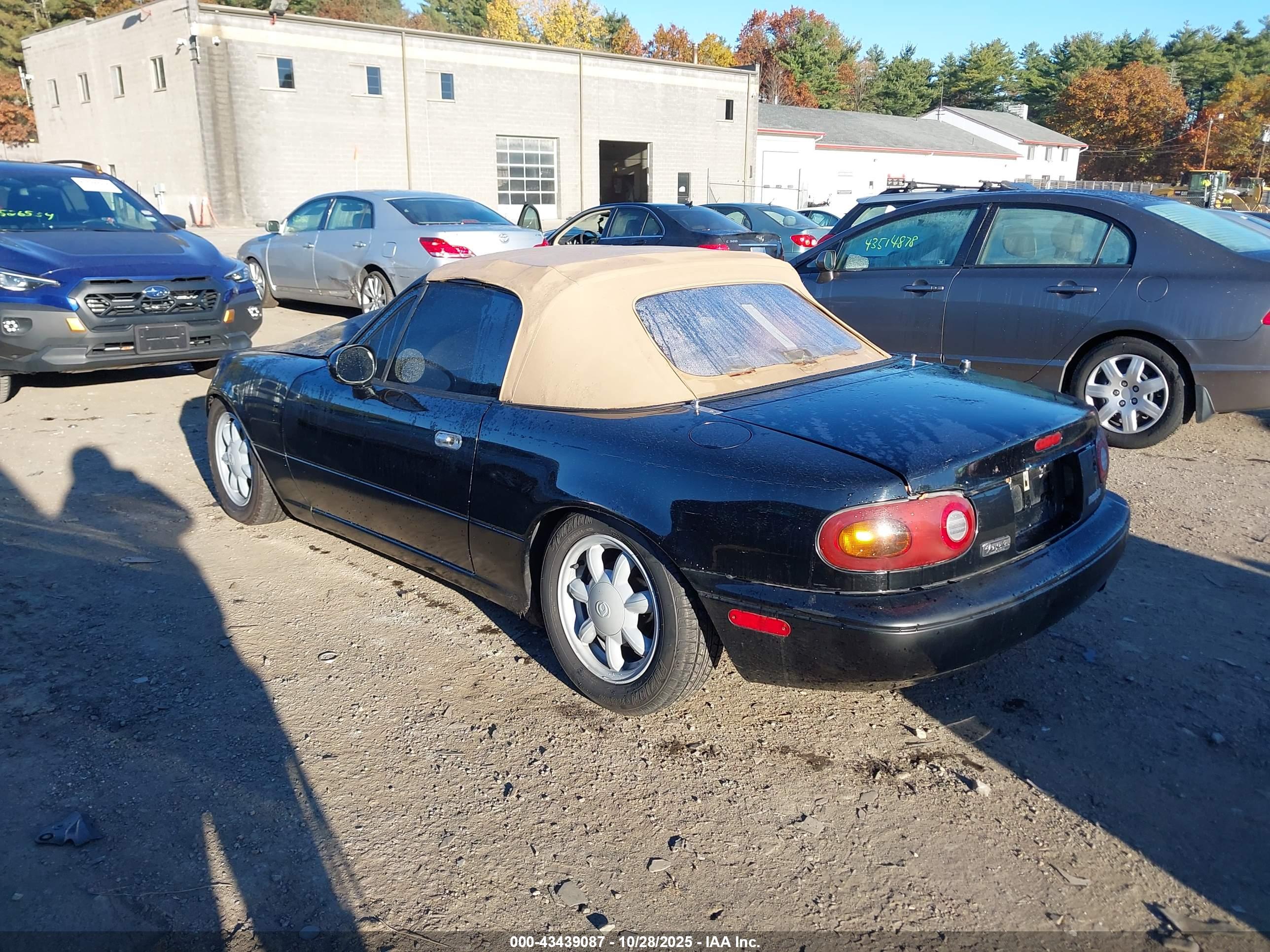 MAZDA MX-5 image 3
