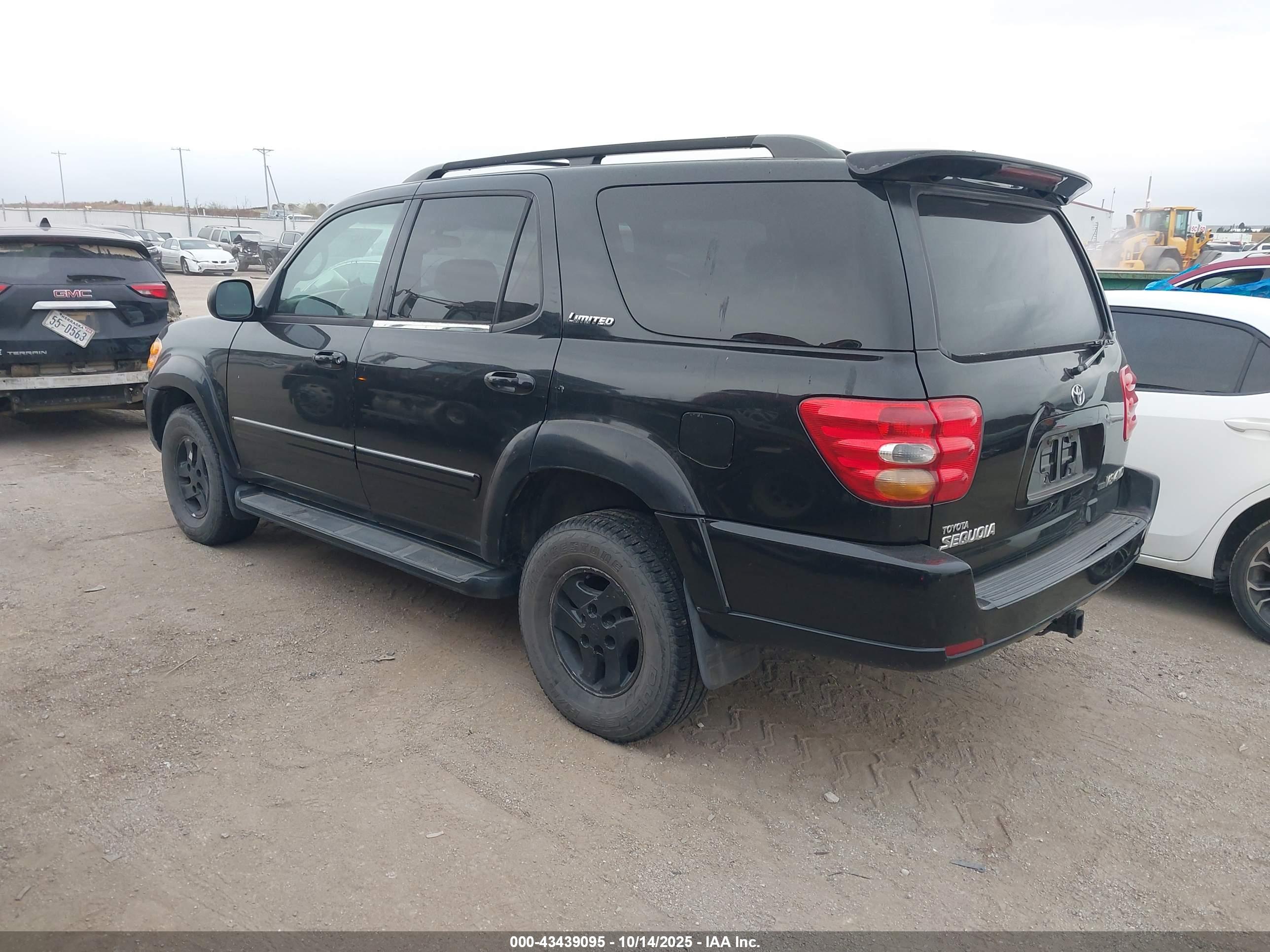 TOYOTA SEQUOIA image 3