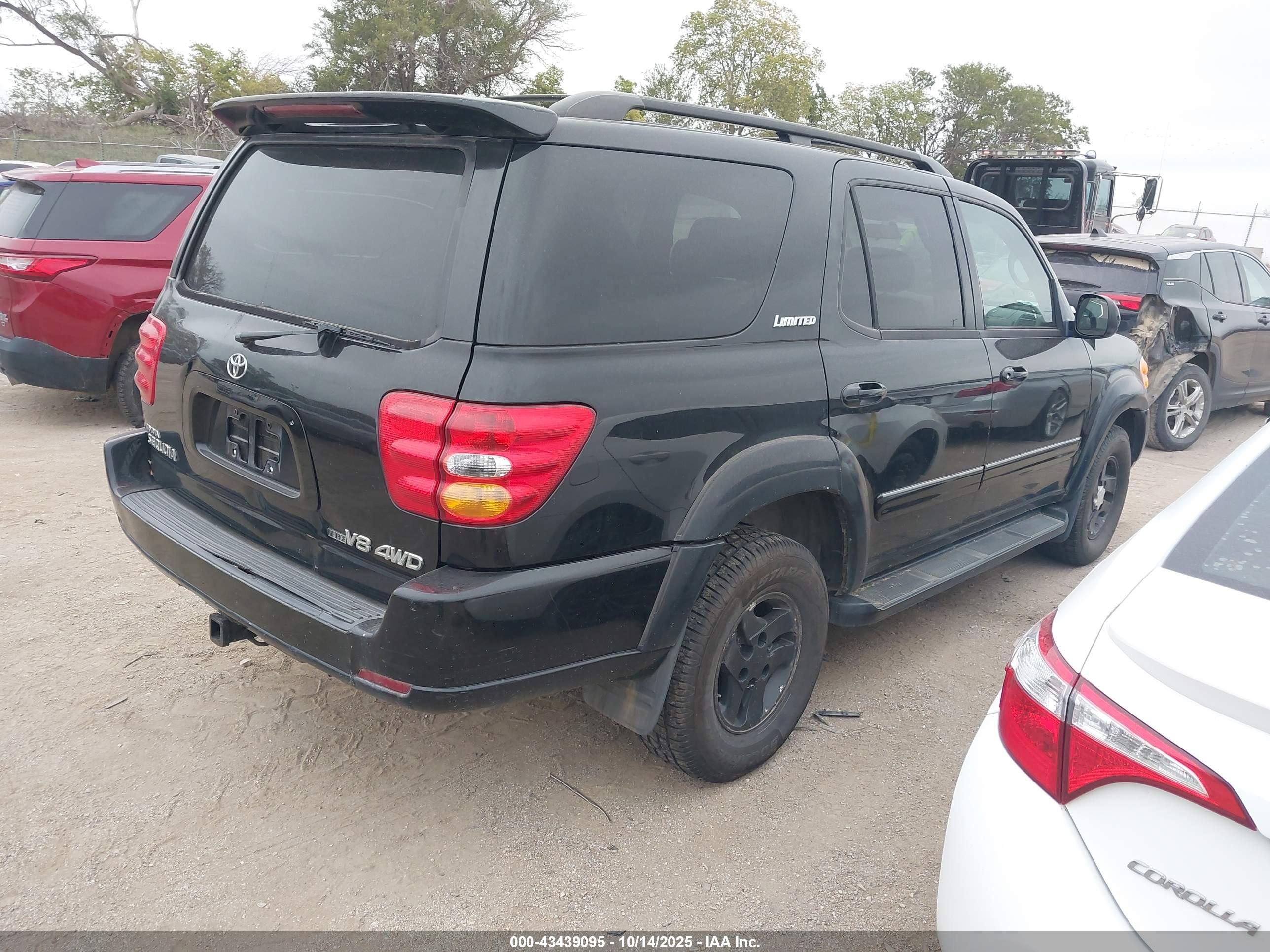 TOYOTA SEQUOIA image 4