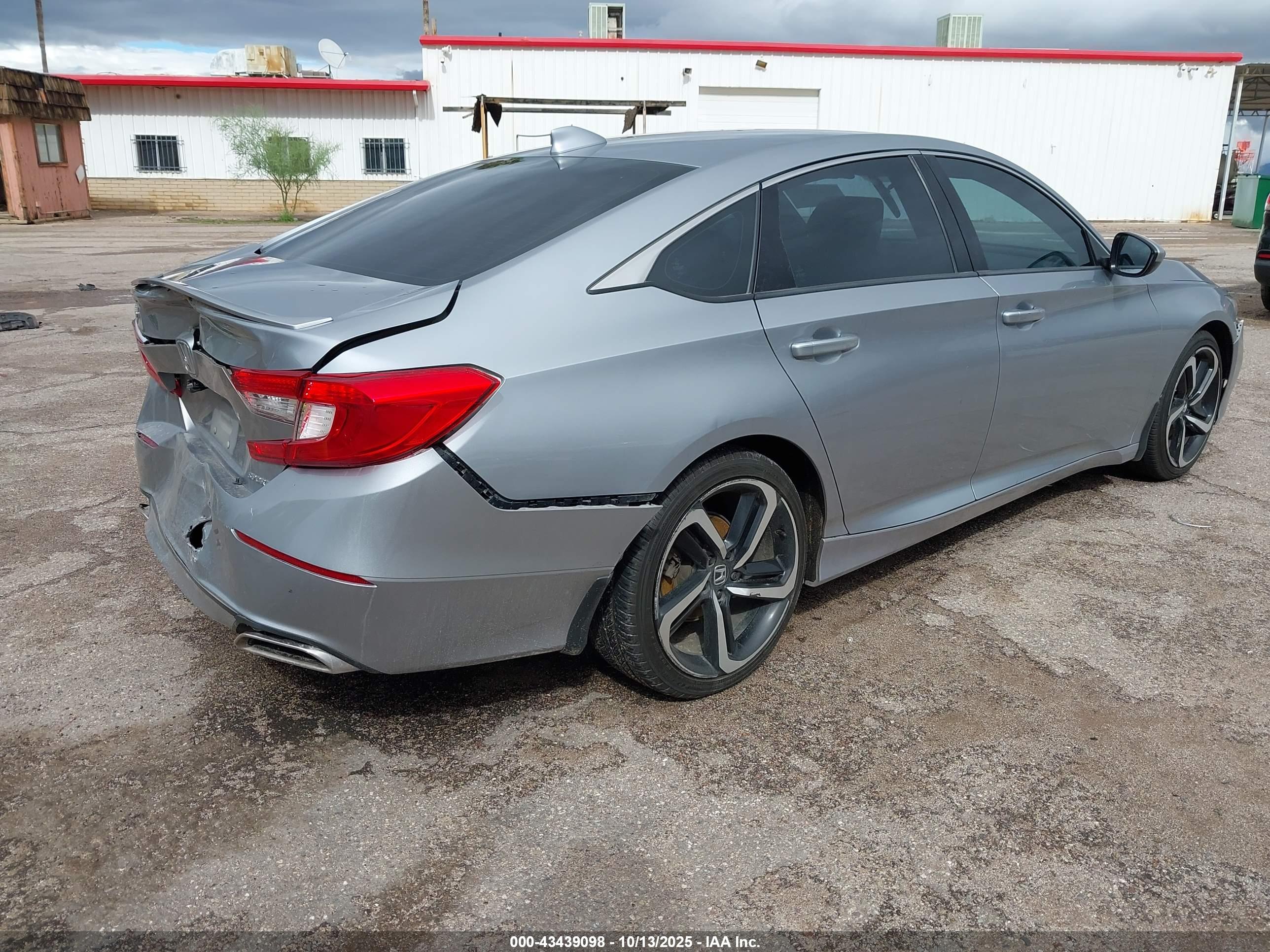 HONDA ACCORD image 4