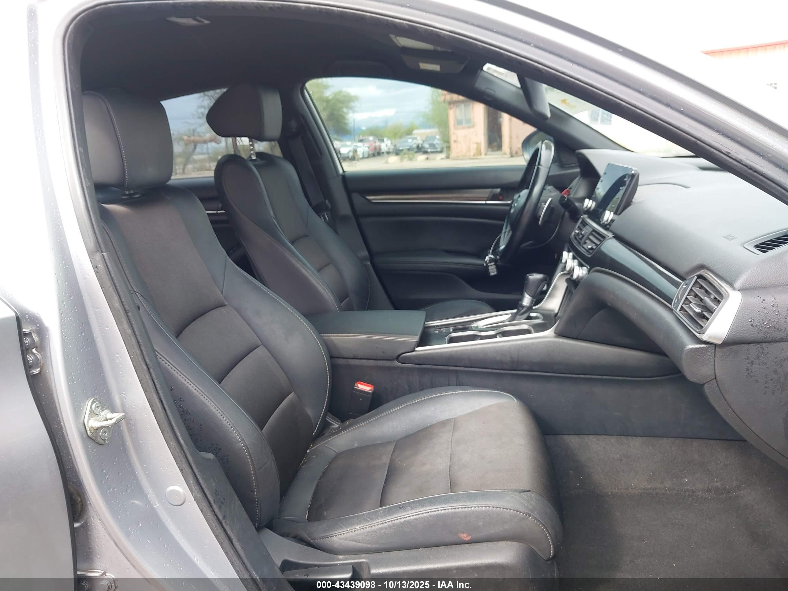 HONDA ACCORD image 5