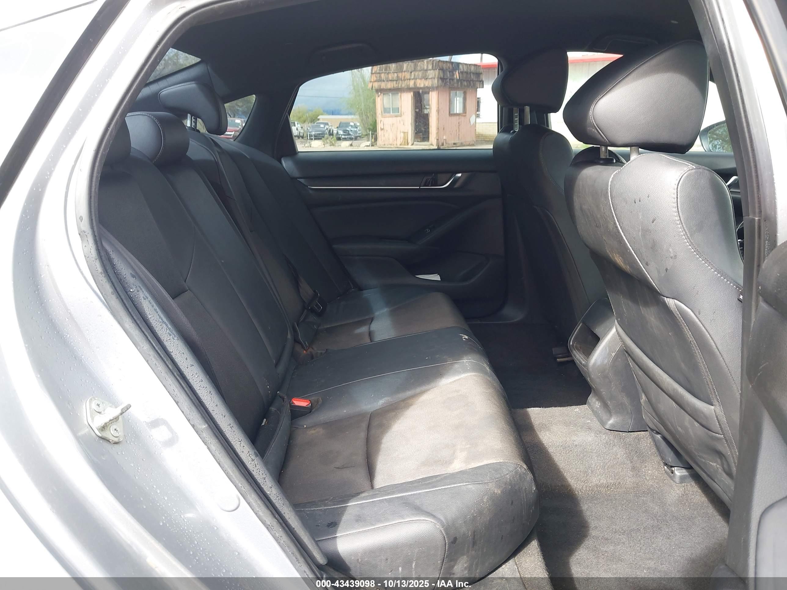 HONDA ACCORD image 8