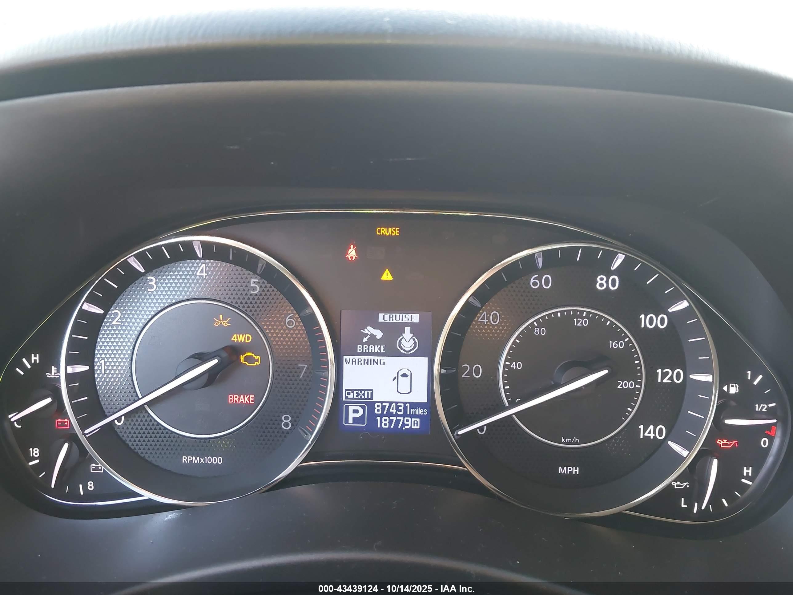 NISSAN ARMADA image 7