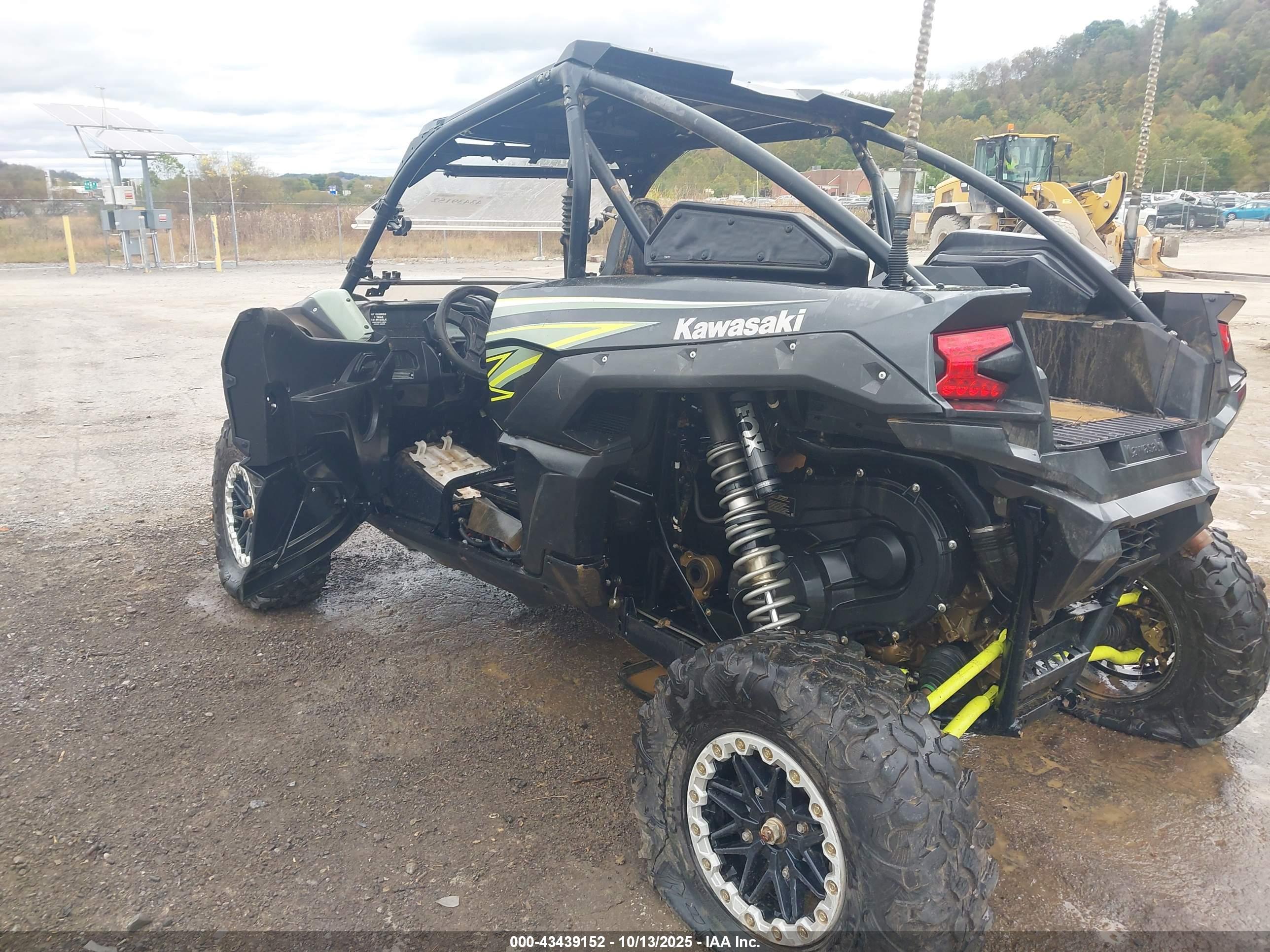 KAWASAKI KRF image 3