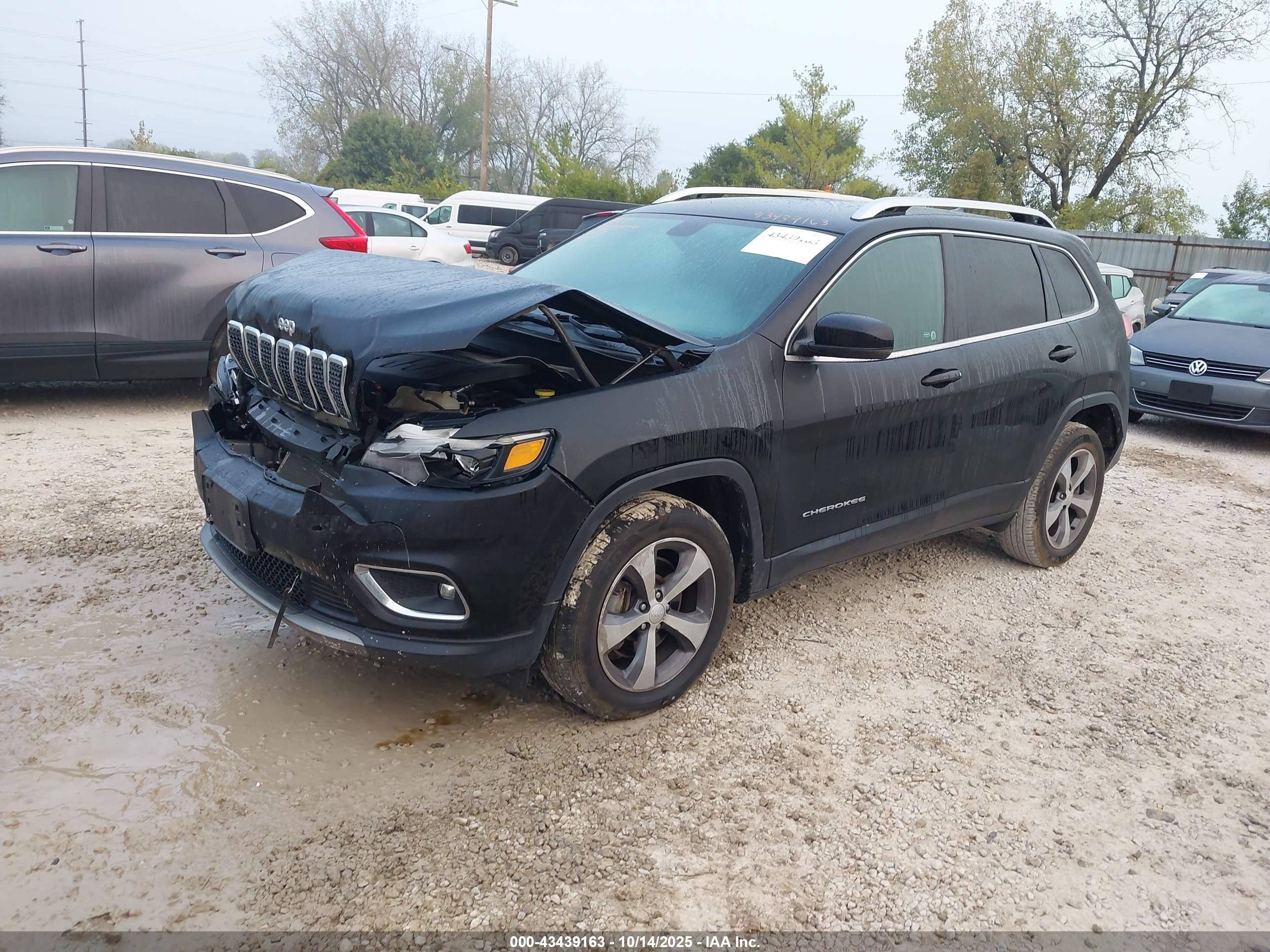 JEEP CHEROKEE image 2