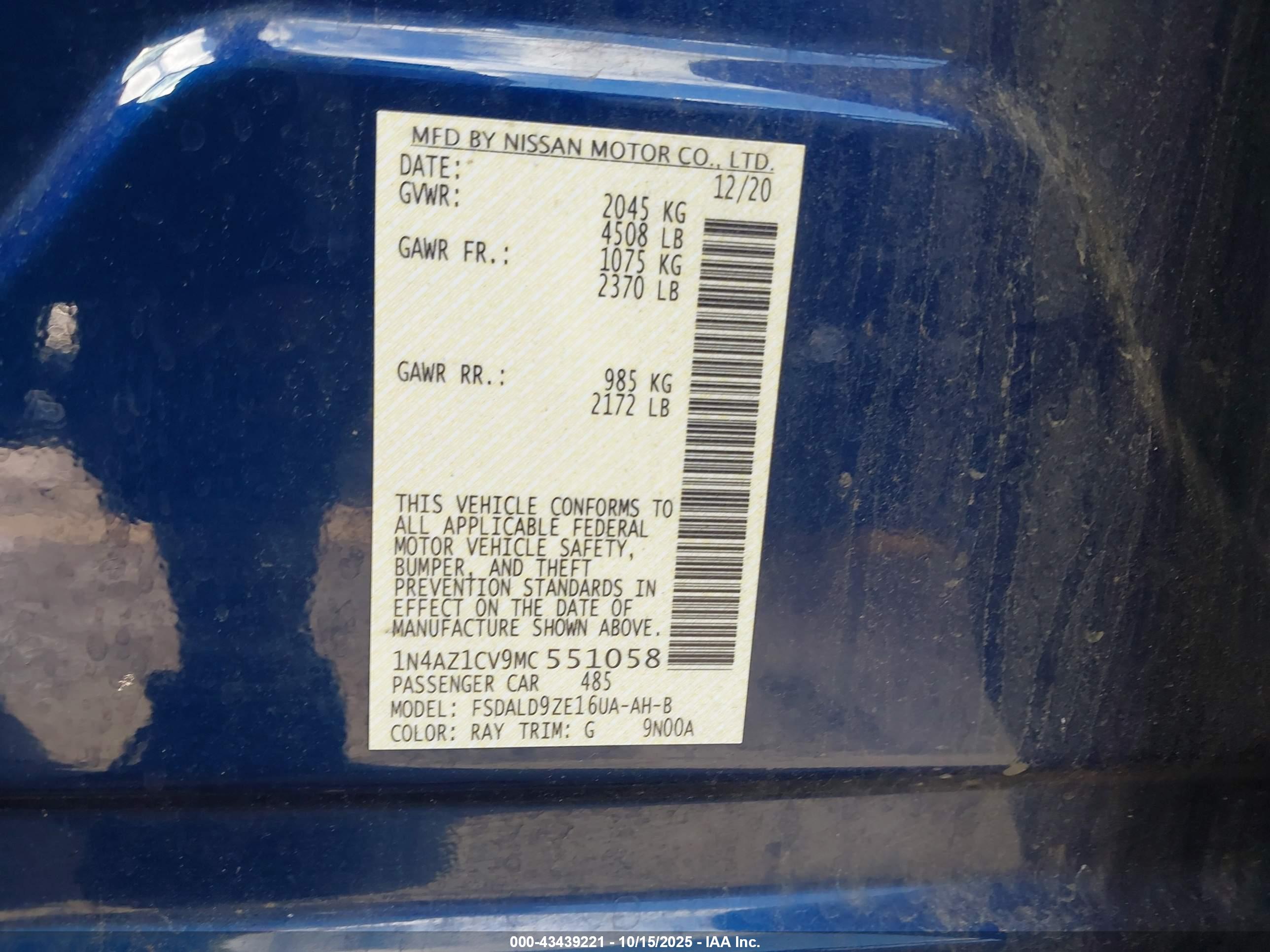 NISSAN LEAF image 9