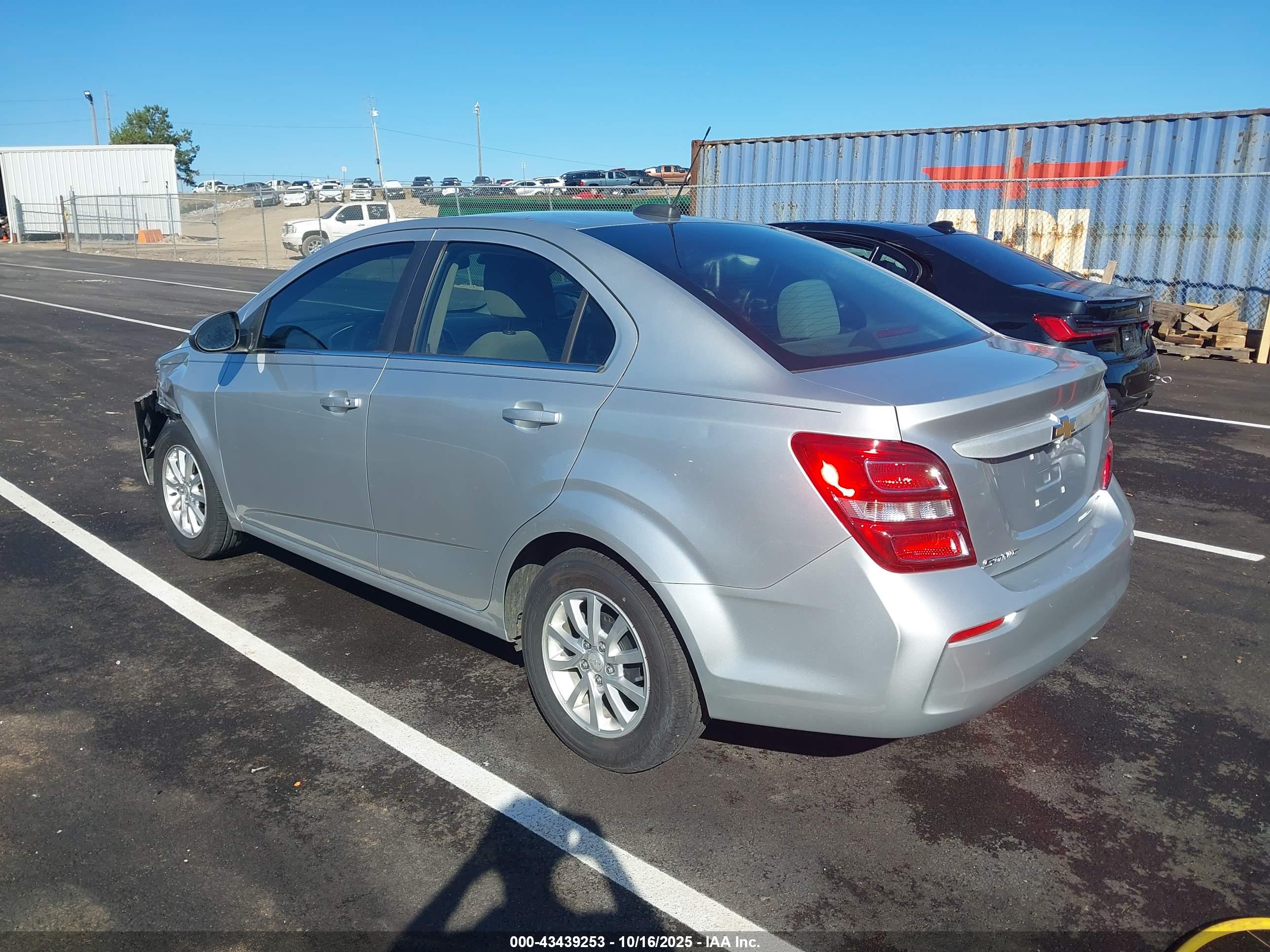 CHEVROLET SONIC image 3
