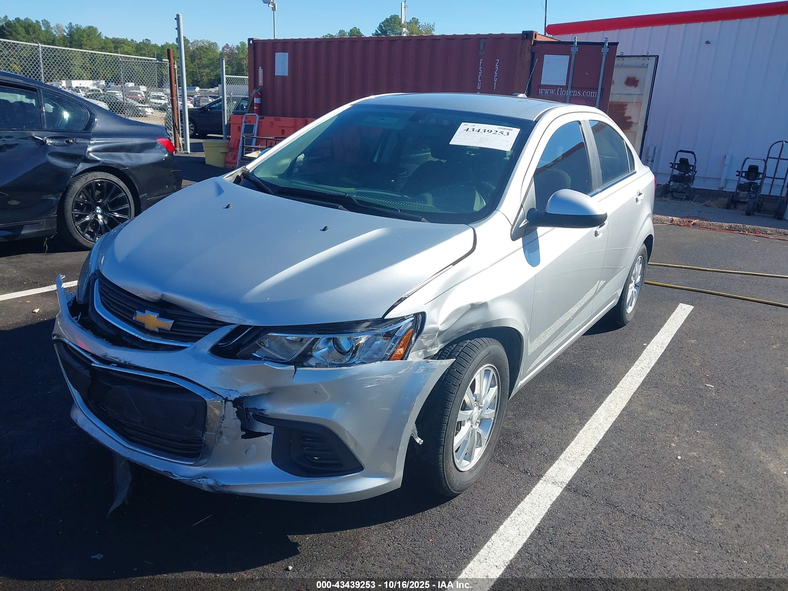 CHEVROLET SONIC image 6