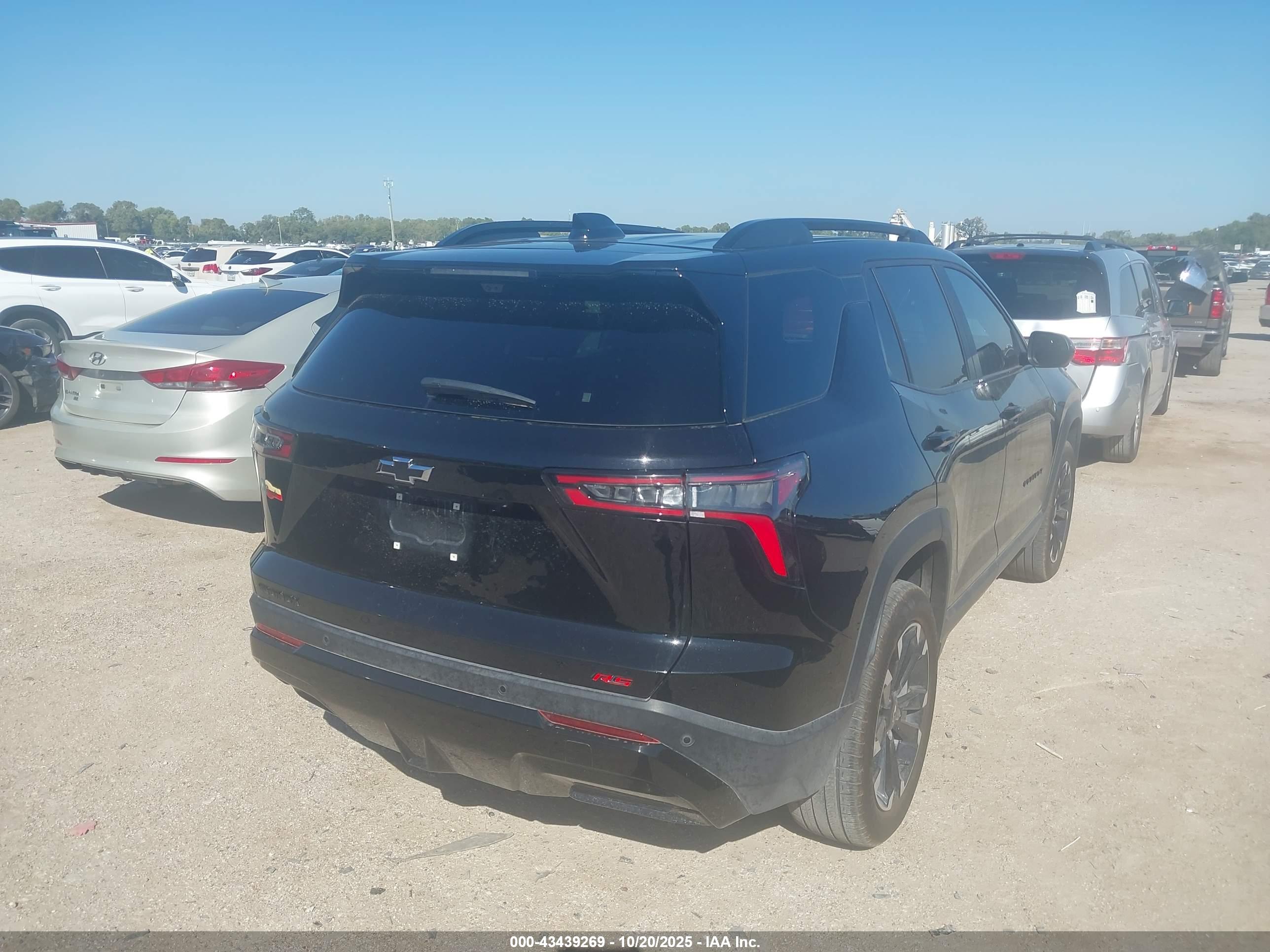 CHEVROLET EQUINOX image 4