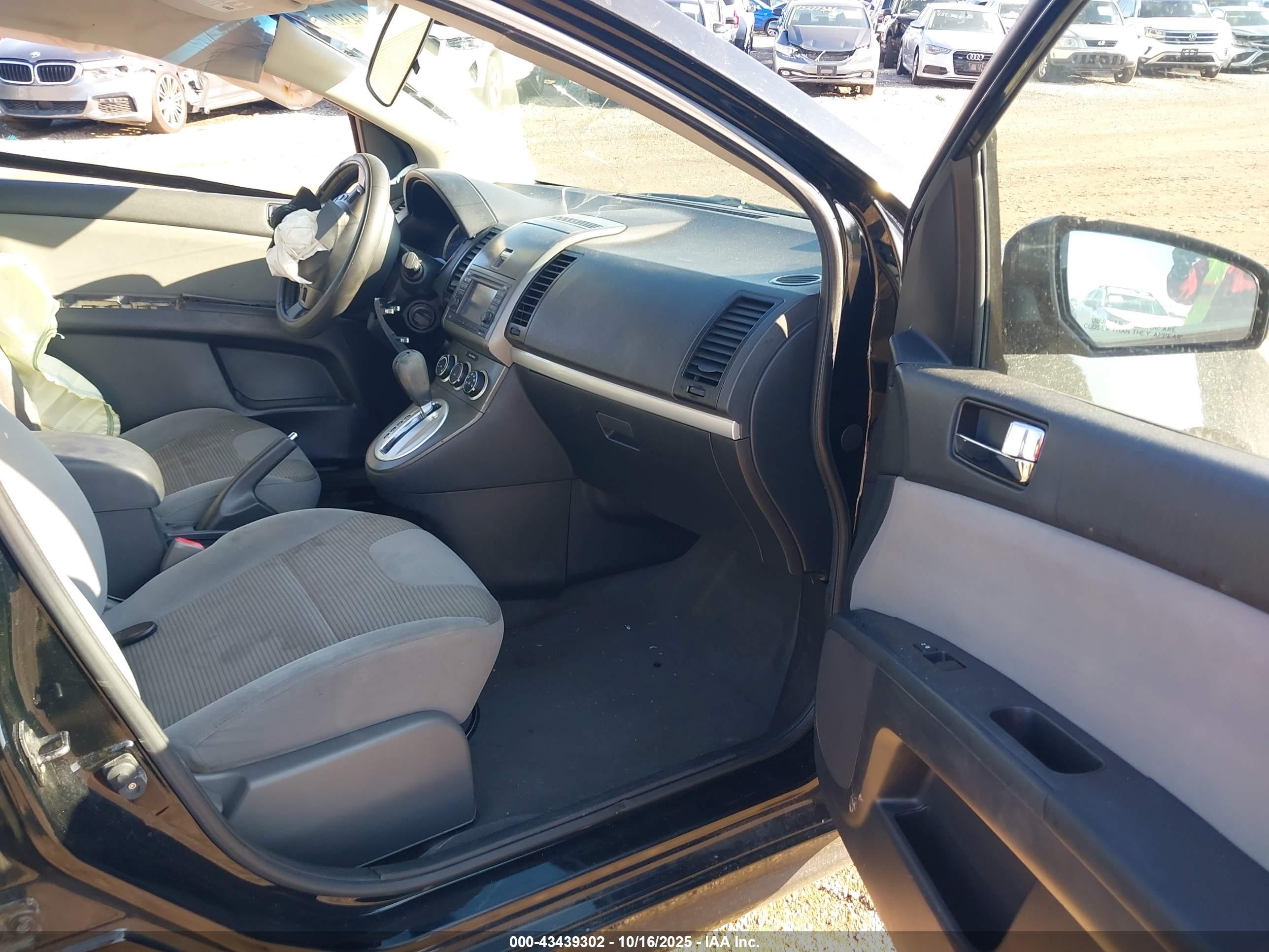 NISSAN SENTRA image 5